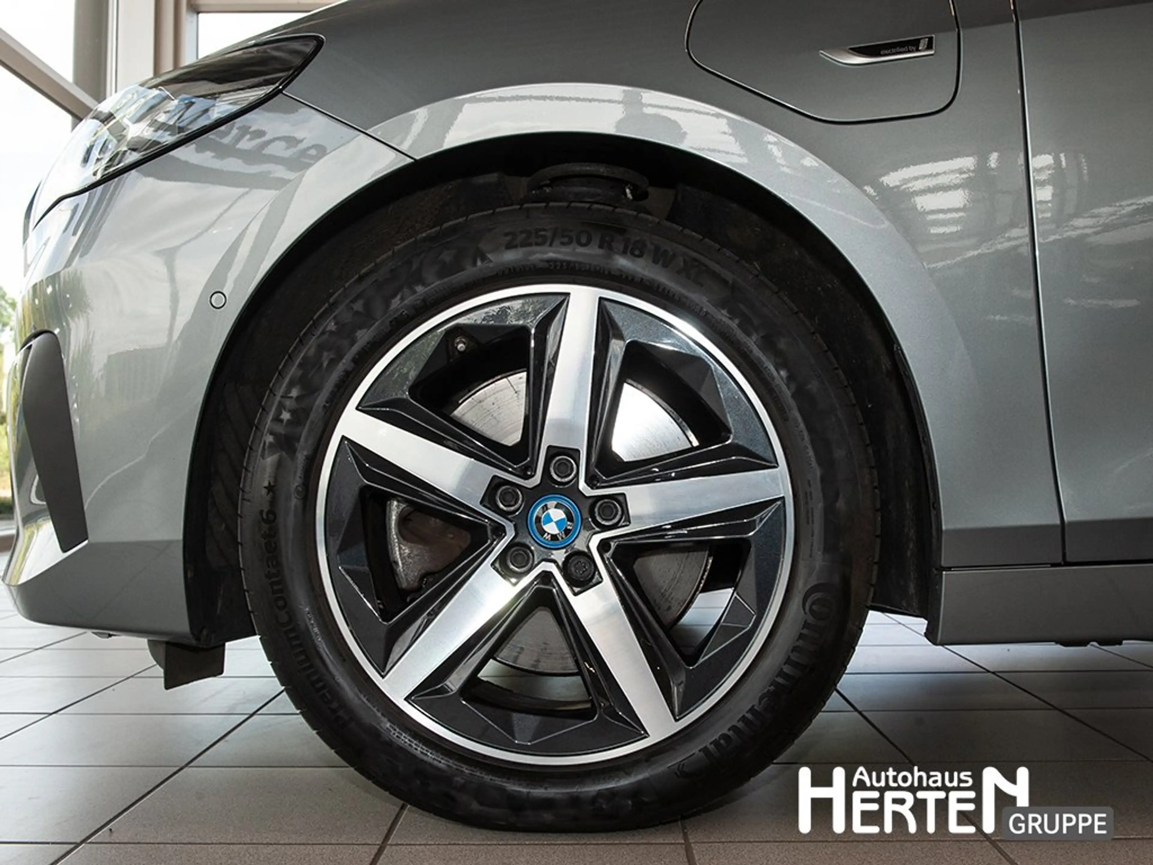BMW 230 e xDrive Active Tourer LED+HEAD-UP+RÜCKFAHRK. — photo 5