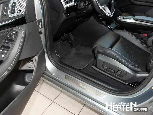 BMW 2 Series view 12