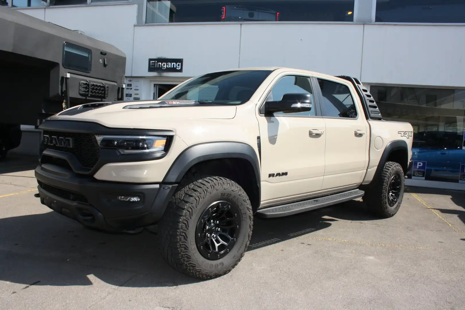 Dodge RAM 6,2ltr TRX Sondermodell  Sandblast Level2 Pano ACC Beige - 2