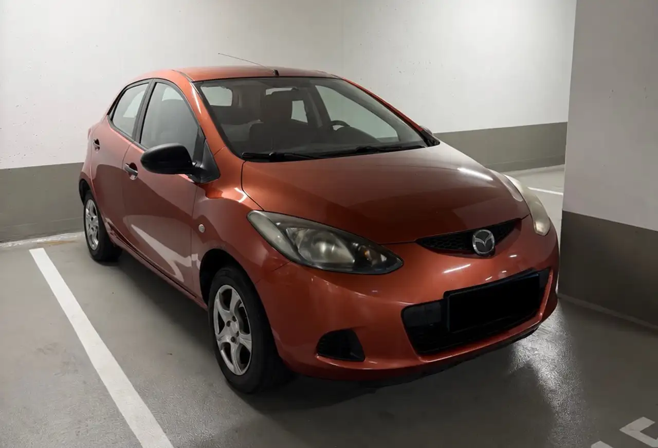 Mazda 2