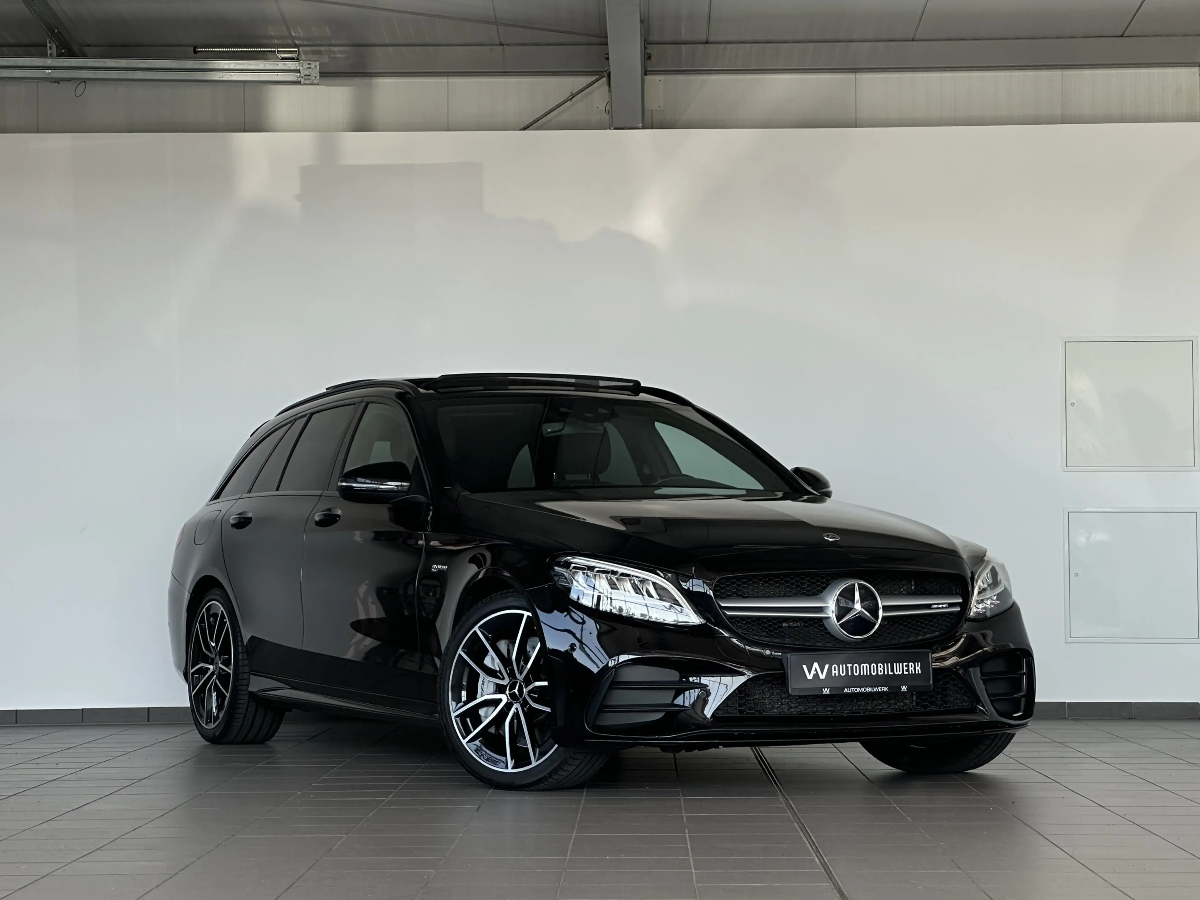 Mercedes-Benz C 43 AMG *PANO *AHK *DIST *NIGHT-PAKET *SPRTABGS — photo 3