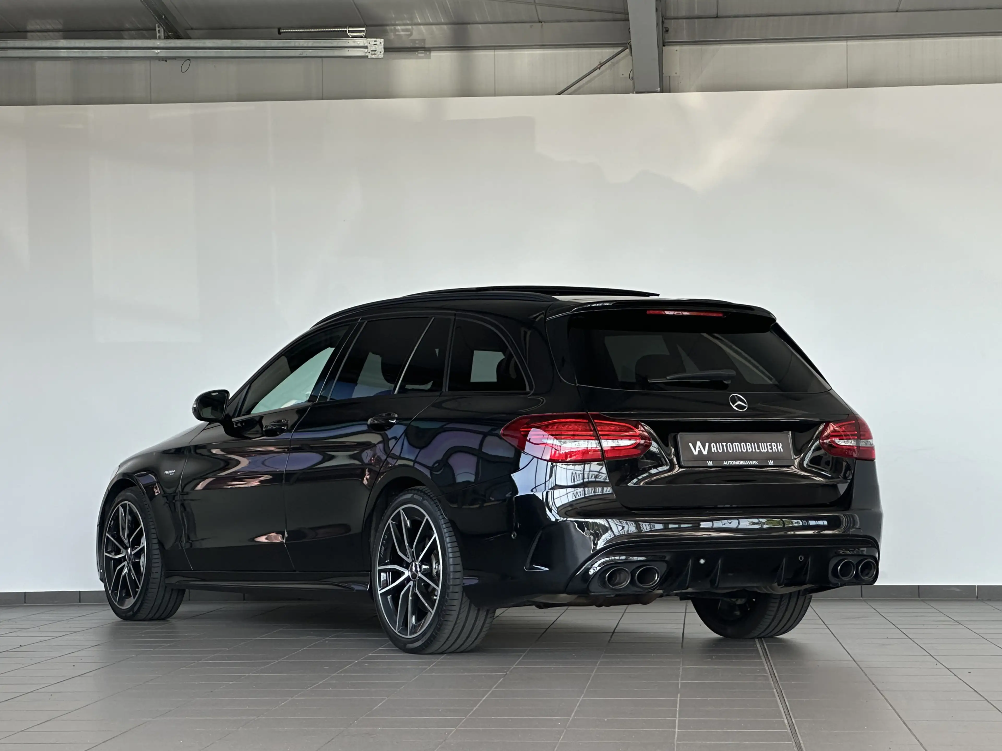 Mercedes-Benz C 43 AMG *PANO *AHK *DIST *NIGHT-PAKET *SPRTABGS — photo 6