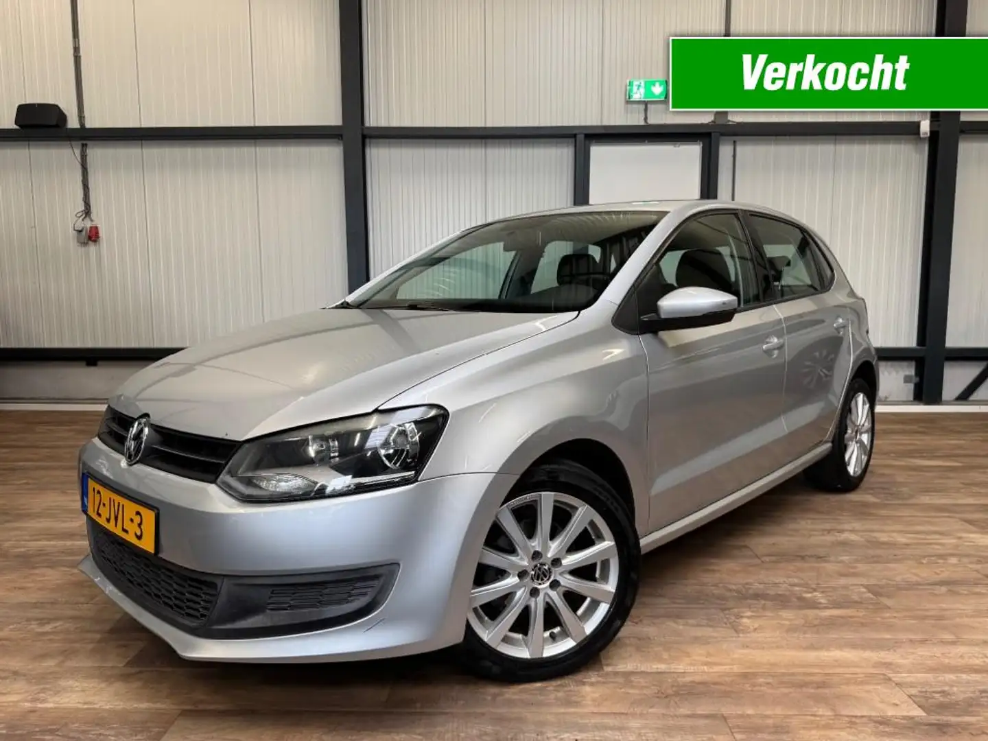 Volkswagen Polo 1.4-16V Comfortline / AIRCO / CRUISE / 5-DRS / Gris - 1
