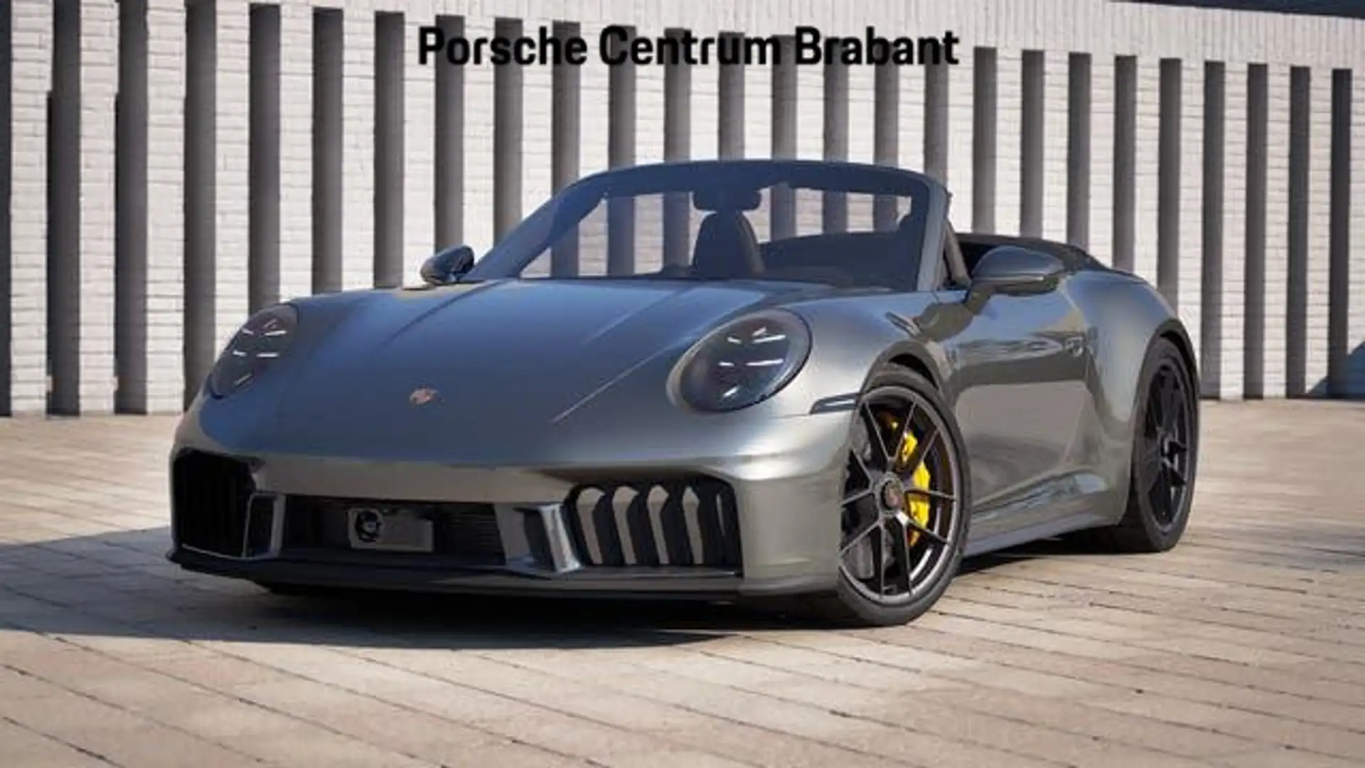 포르쉐 911 Carrera 4 GTS Cabriolet 2026 실버 사진 1