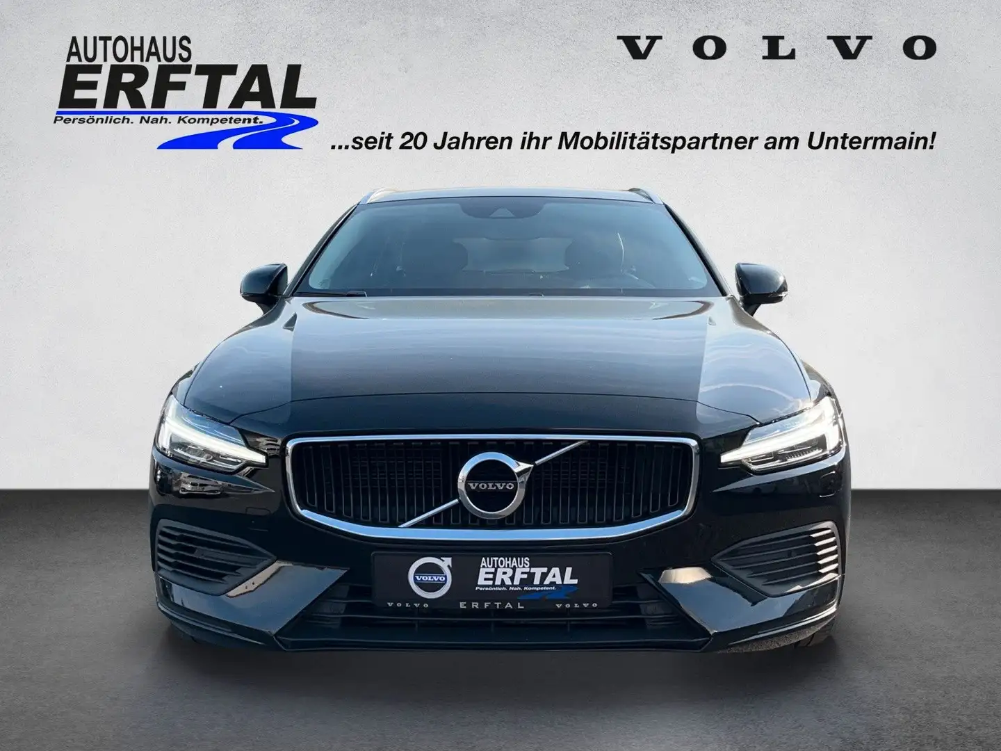Volvo V60 Recharge T6 AWD Momentum Pro Plug-In Hybrid Schwarz - 2