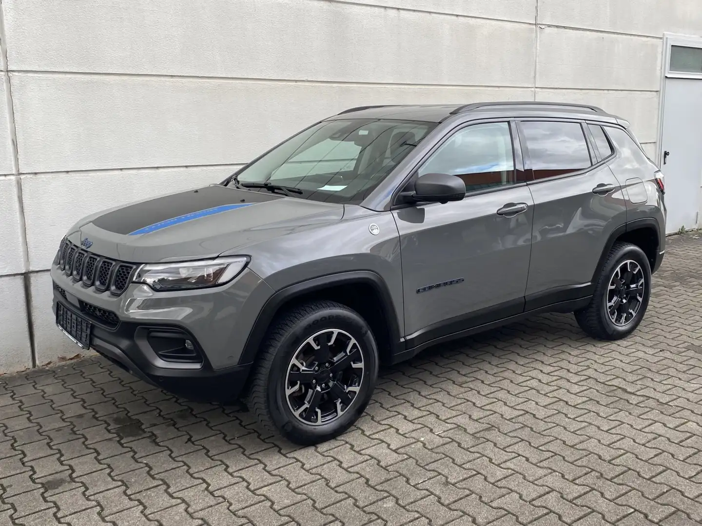 Jeep Compass Compass 1.3 PHEV Trailhawk 360Kam TotwAss LED Alpi Grau - 2