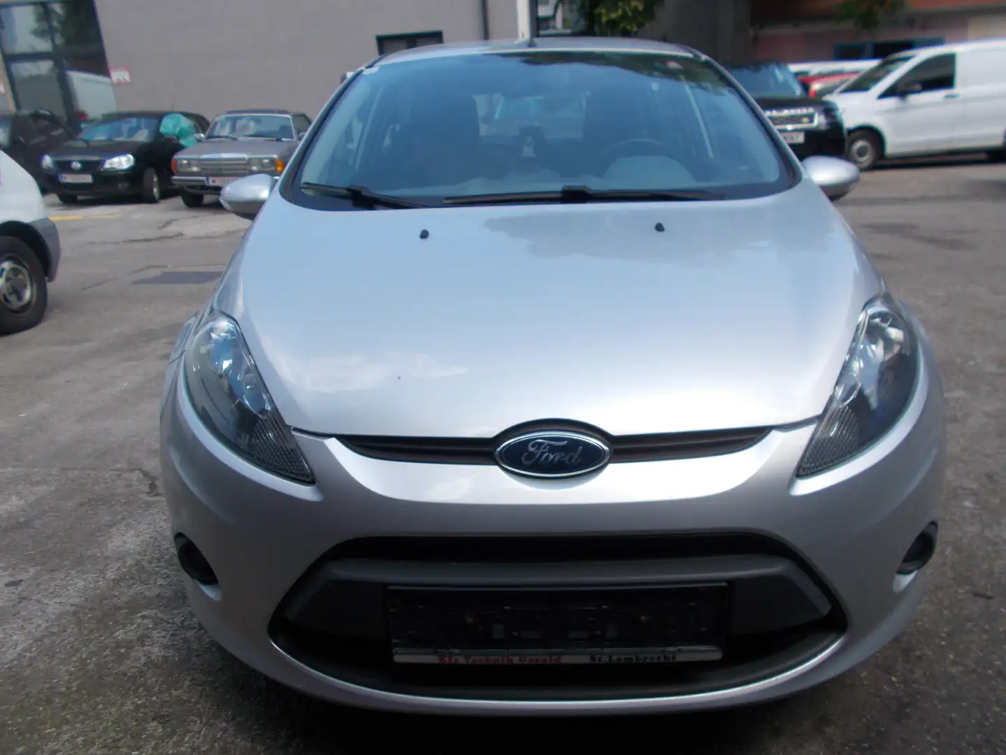 Ford Fiesta Iconic 1,25 Silber - 1