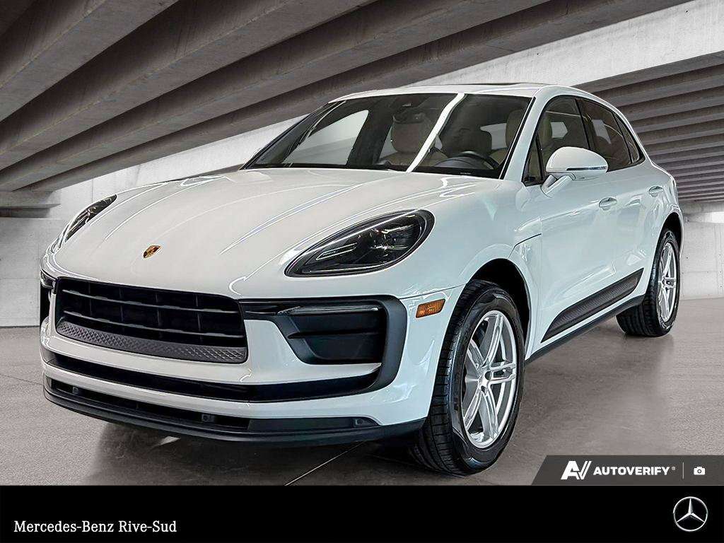 2023 Porsche Macan Base