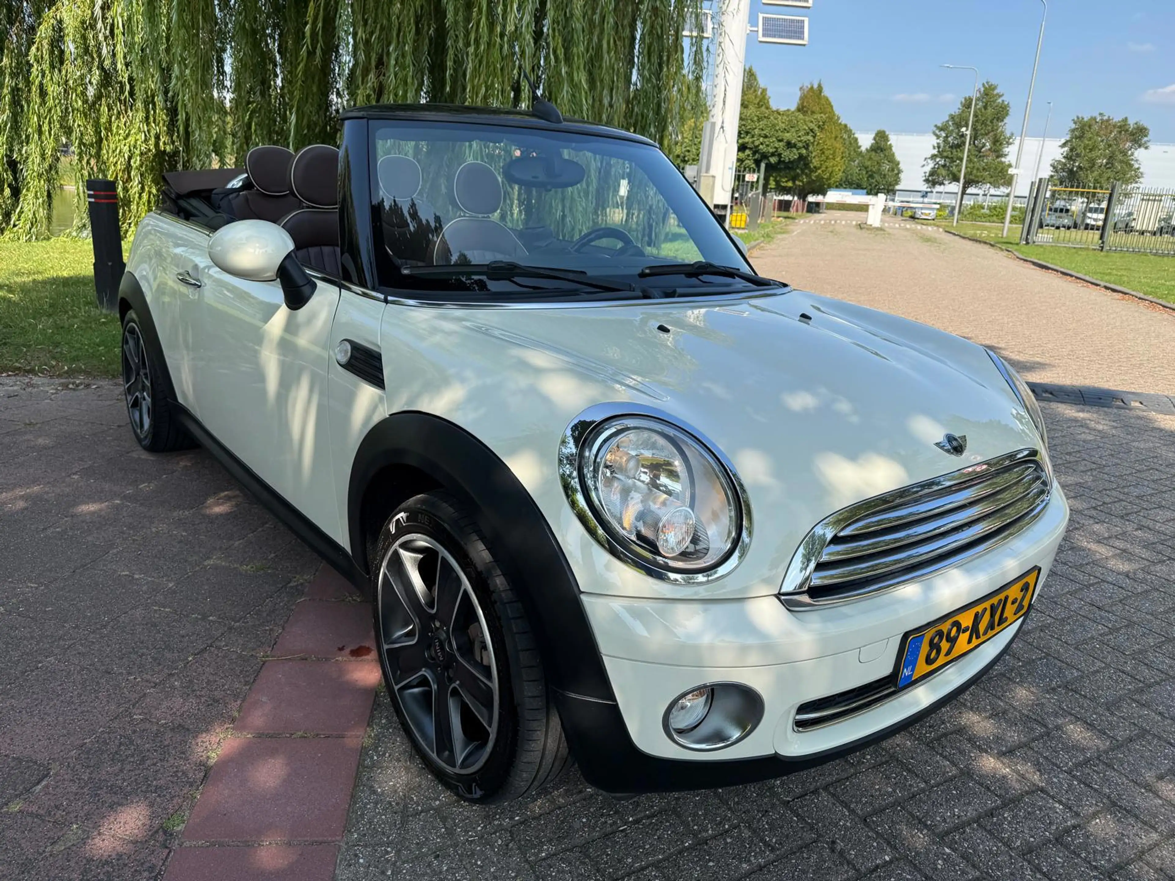 MINI Cooper Cabrio 1.6 Chili Bruine Accenten — photo 3