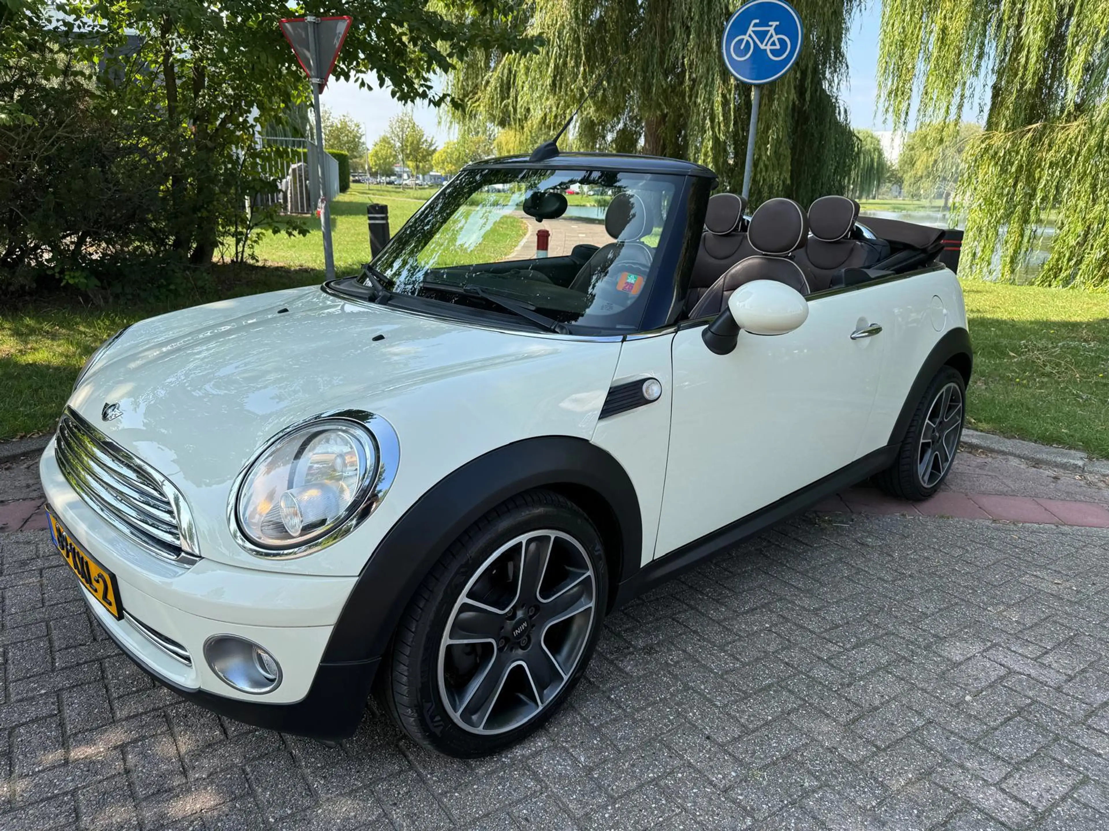 MINI Cooper Cabrio 1.6 Chili Bruine Accenten — photo 4
