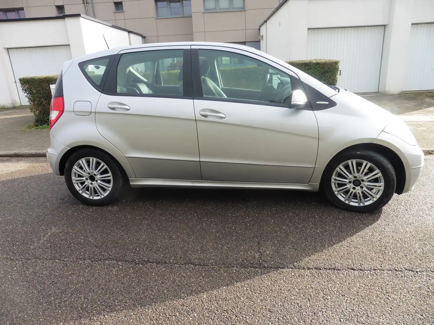 Mercedes-Benz A 180 A 180 CDI Elegance - 1