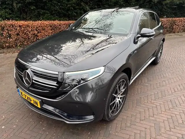 Mercedes-Benz EQC 400 4MATIC 80KWH BUSINESS SOLUTION AMG TREKHAAK/SCHUIF