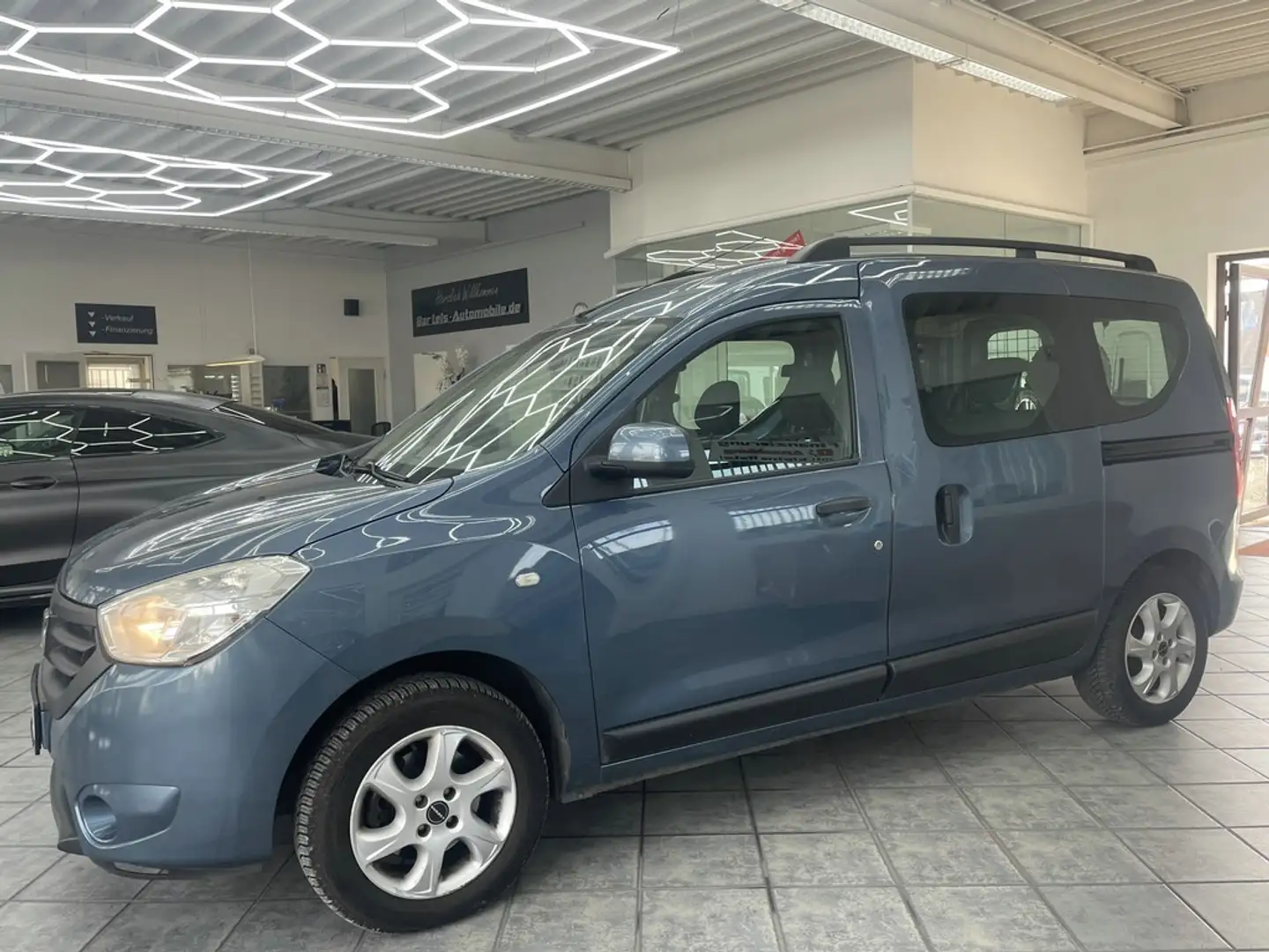 Dacia Dokker 1.2 TCE 16V Laureate, Klima, AHK, Alu Blau - 2