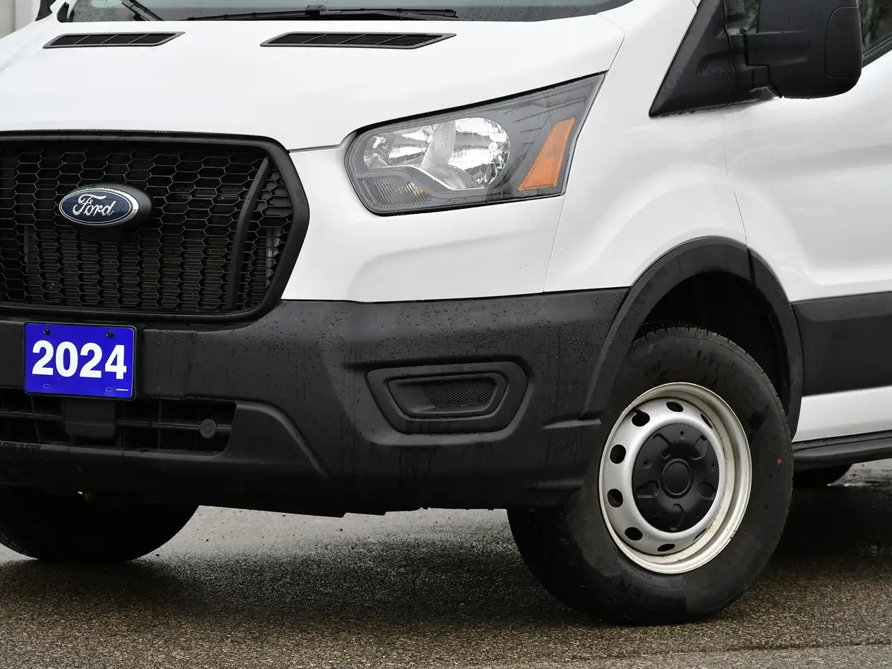Ford Transit Cargo Van снимка Ford Transit Cargo Van