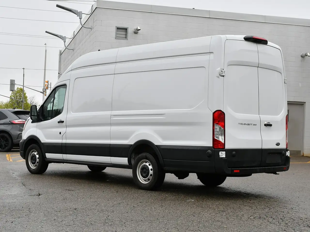 Ford Transit Cargo Van снимка Ford Transit Cargo Van