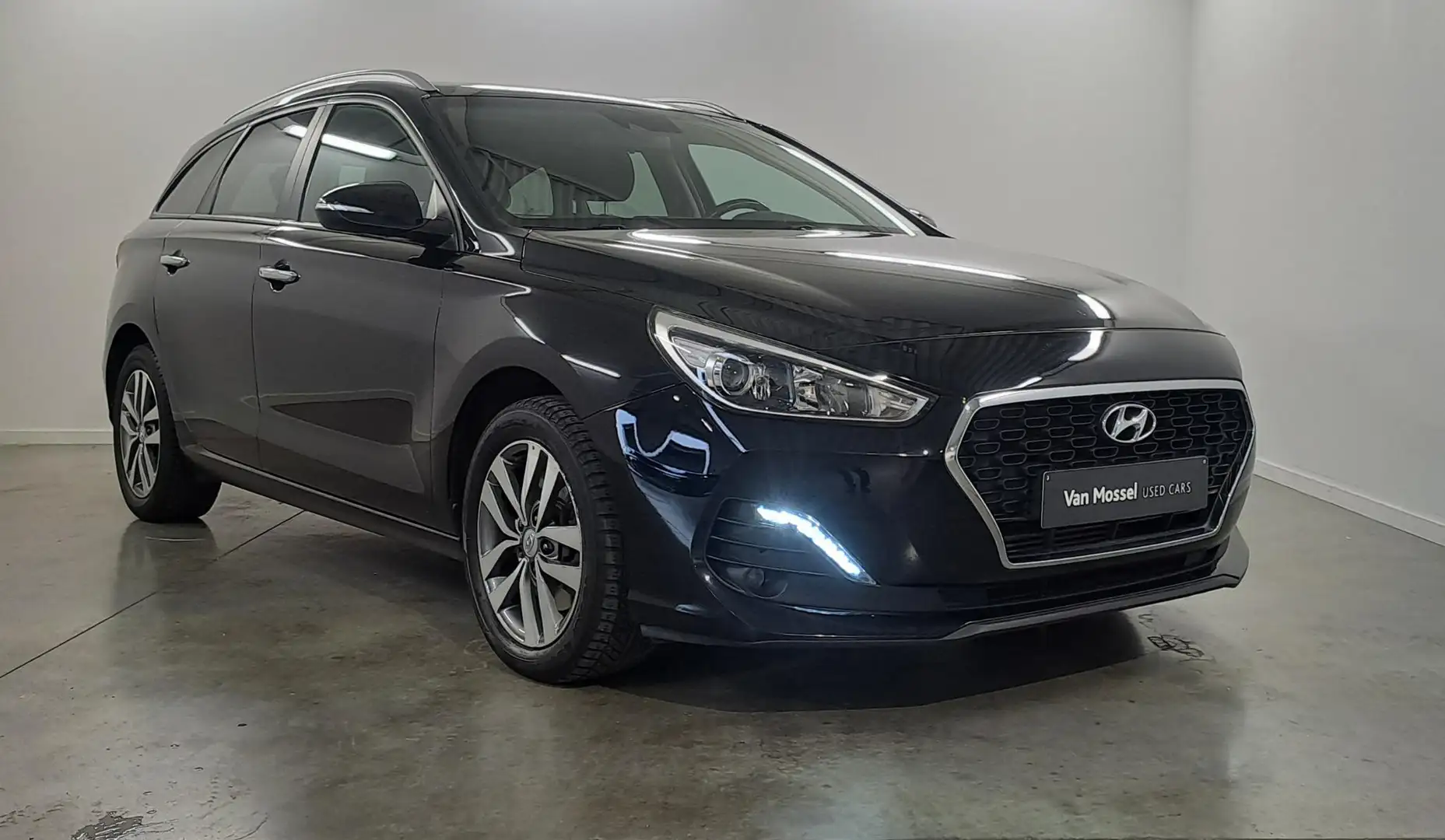 Hyundai i30 Wagon 1.4 T-GDi DCT 103kW Twist Noir - 2