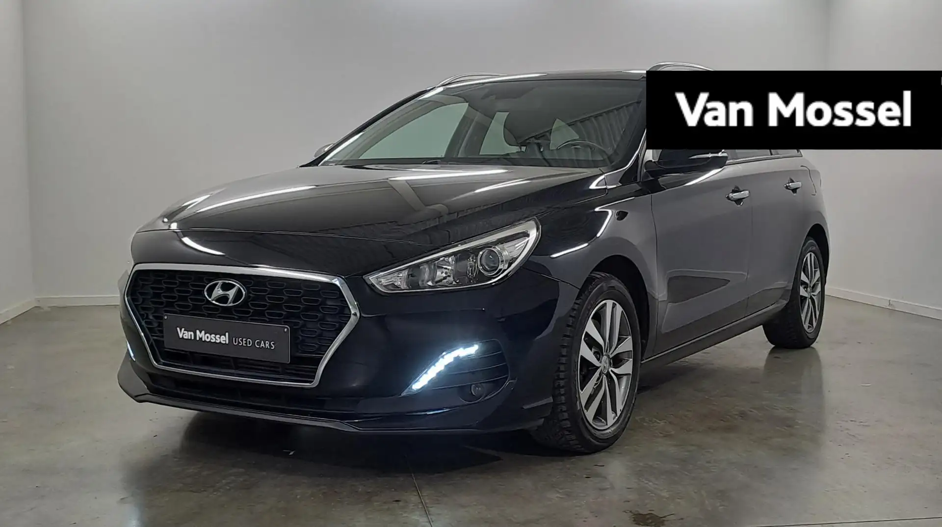 Hyundai i30 Wagon 1.4 T-GDi DCT 103kW Twist Noir - 1