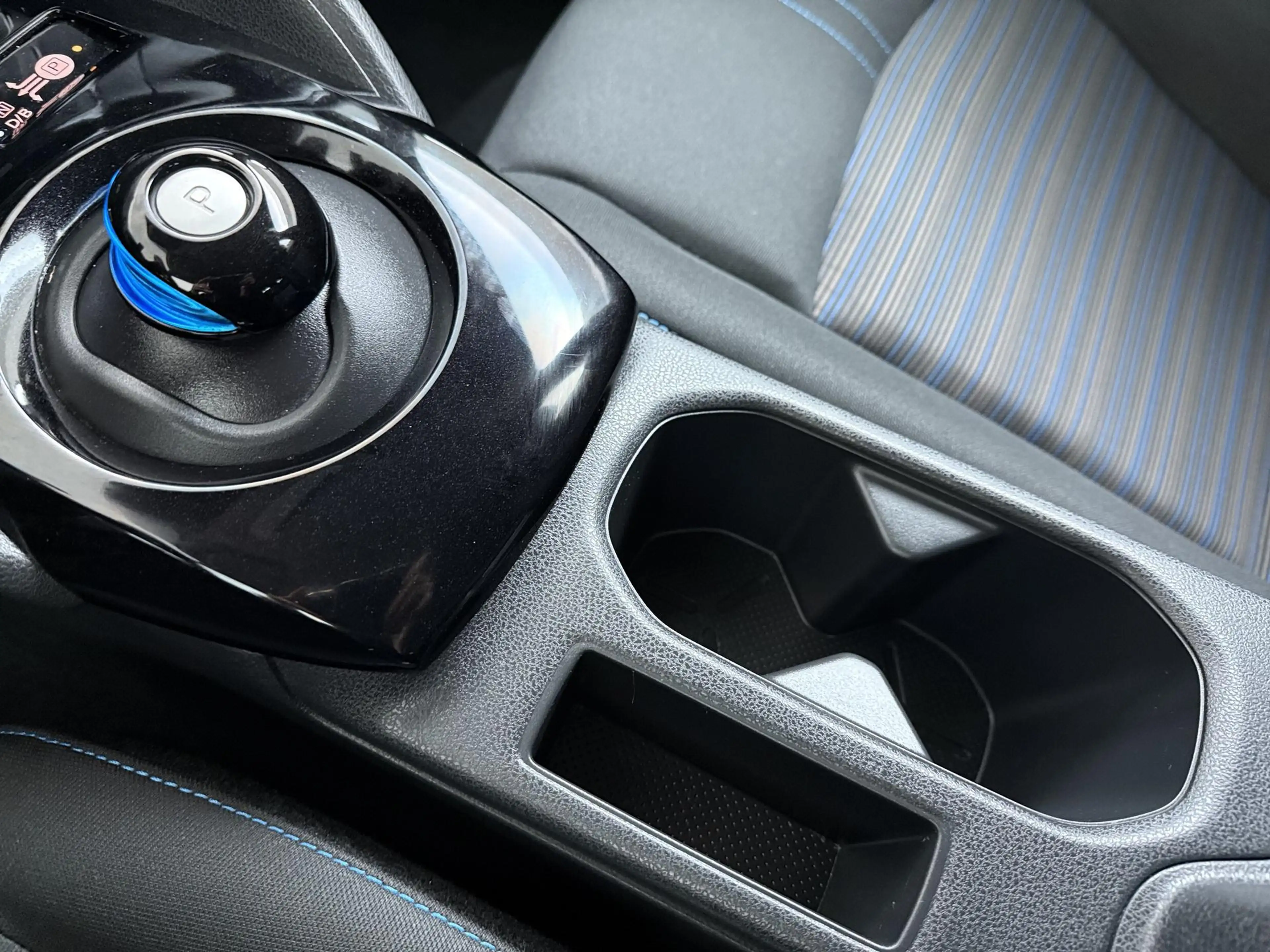 Nissan Leaf N-Connecta 40 kWh | Adapt. Cruise | Stoel- & Stuur — photo 12