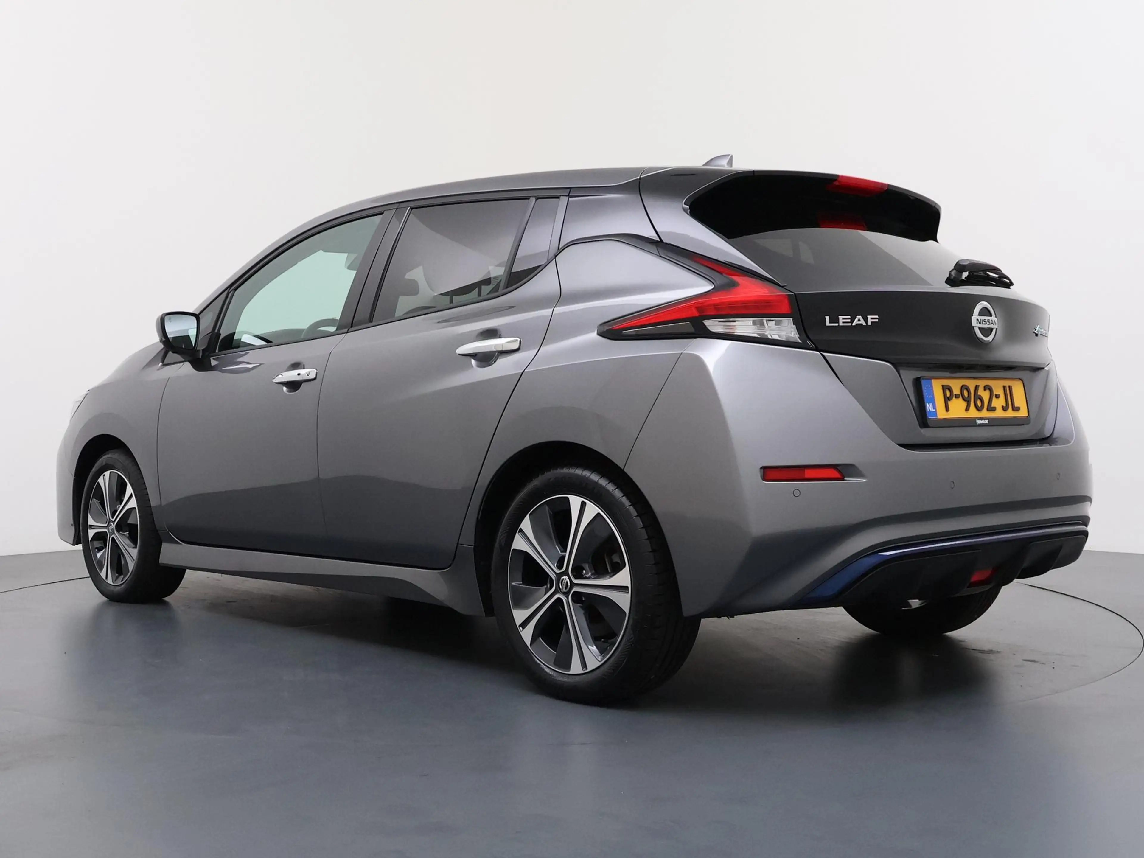 Nissan Leaf N-Connecta 40 kWh | Adapt. Cruise | Stoel- & Stuur — photo 3
