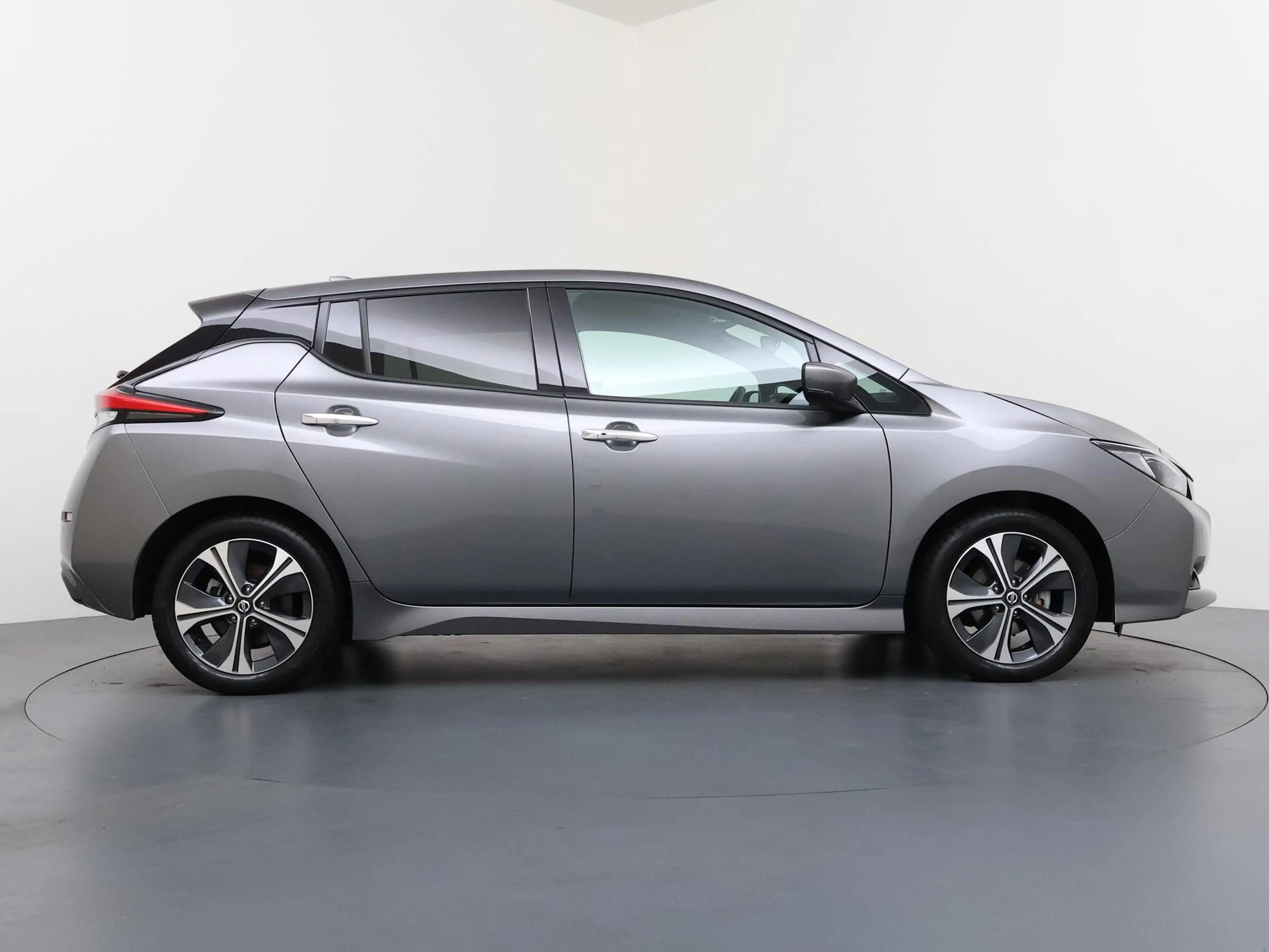 Nissan Leaf N-Connecta 40 kWh | Adapt. Cruise | Stoel- & Stuur — photo 6