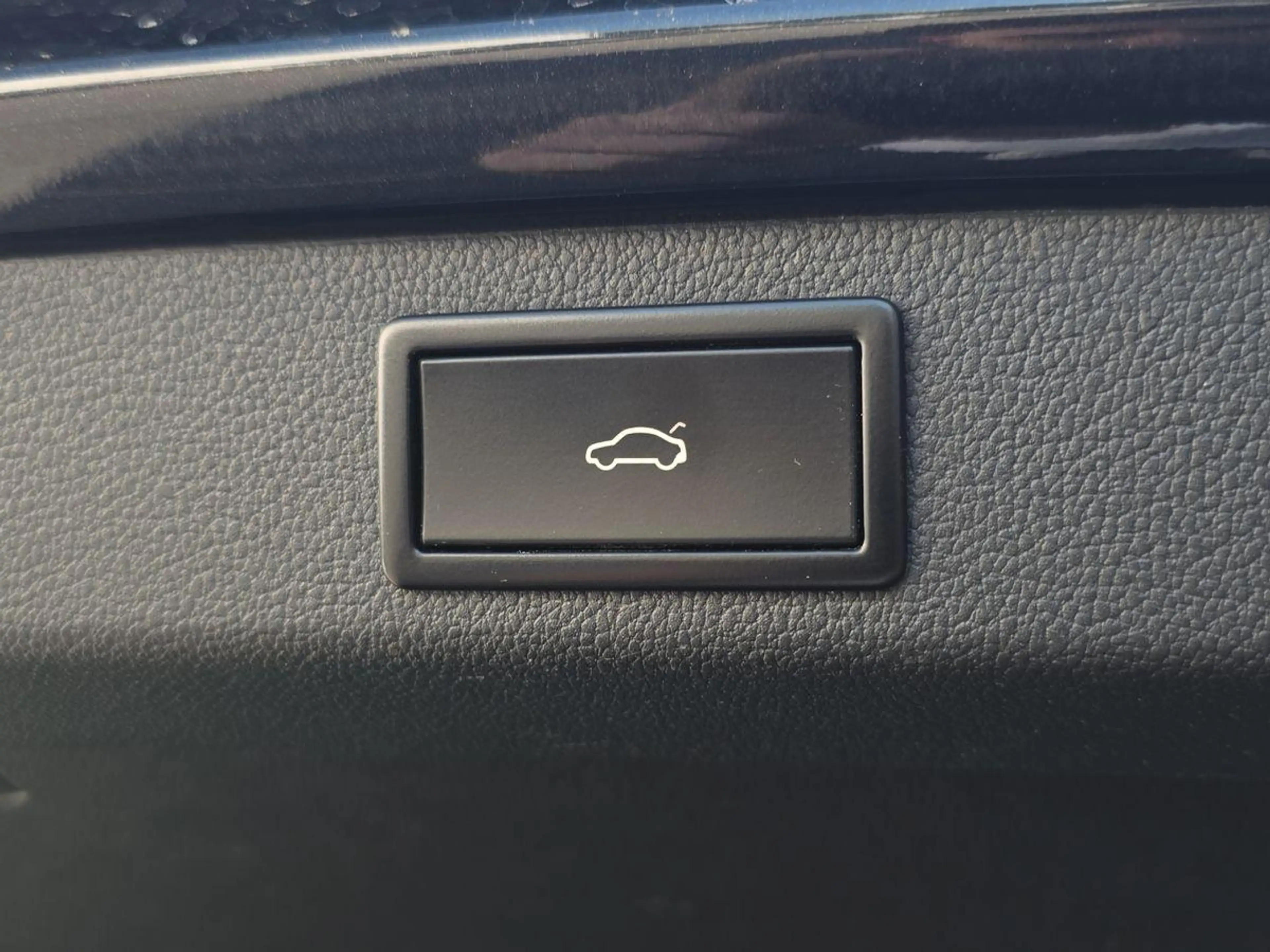 Skoda Superb Style TDI PANO AHK ACC R-KAM BI-XEN MEMOR — photo 8