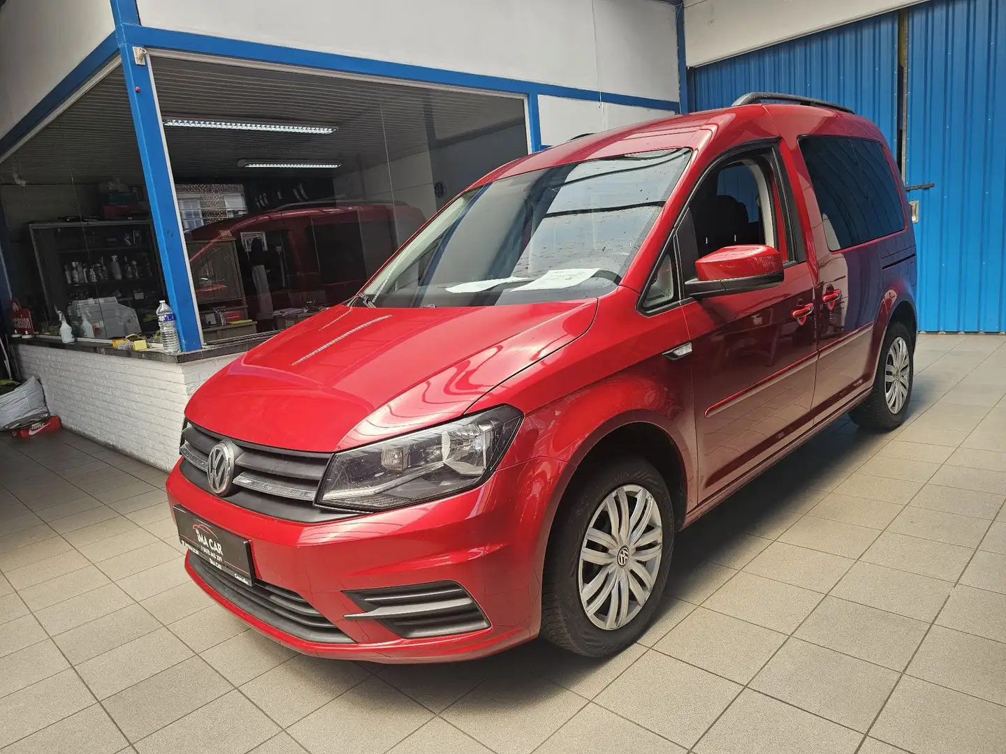 Volkswagen Caddy 1.4 TSI Highline Rouge - 2