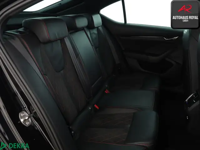 Skoda Octavia view 13