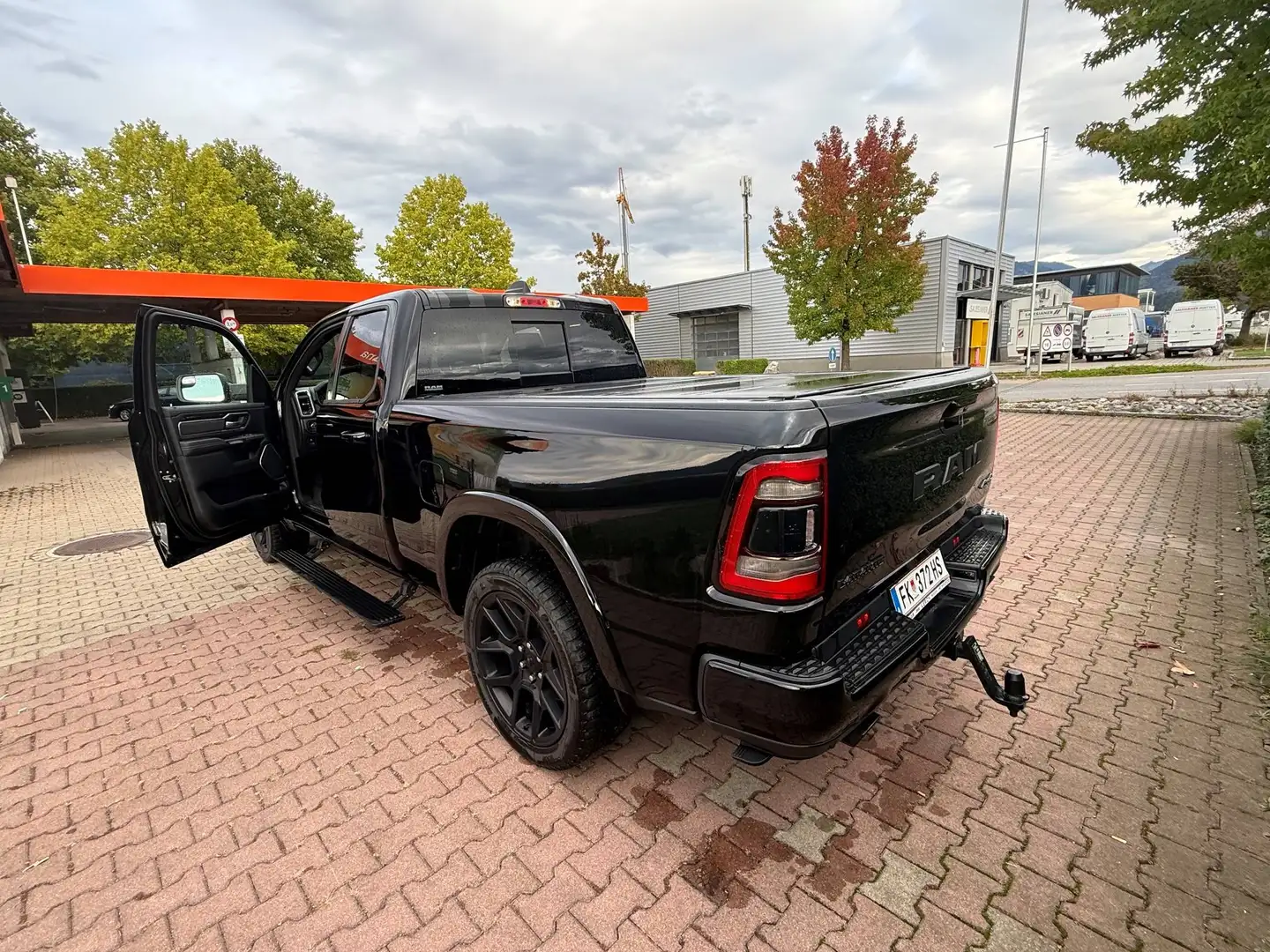 Dodge RAM Night Edition, Vorsteuerabzug möglich Schwarz - 2