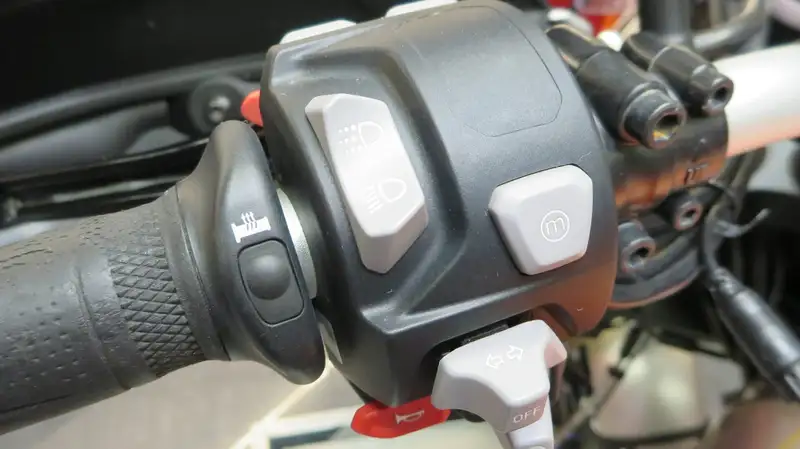 Triumph Scrambler - foto 6