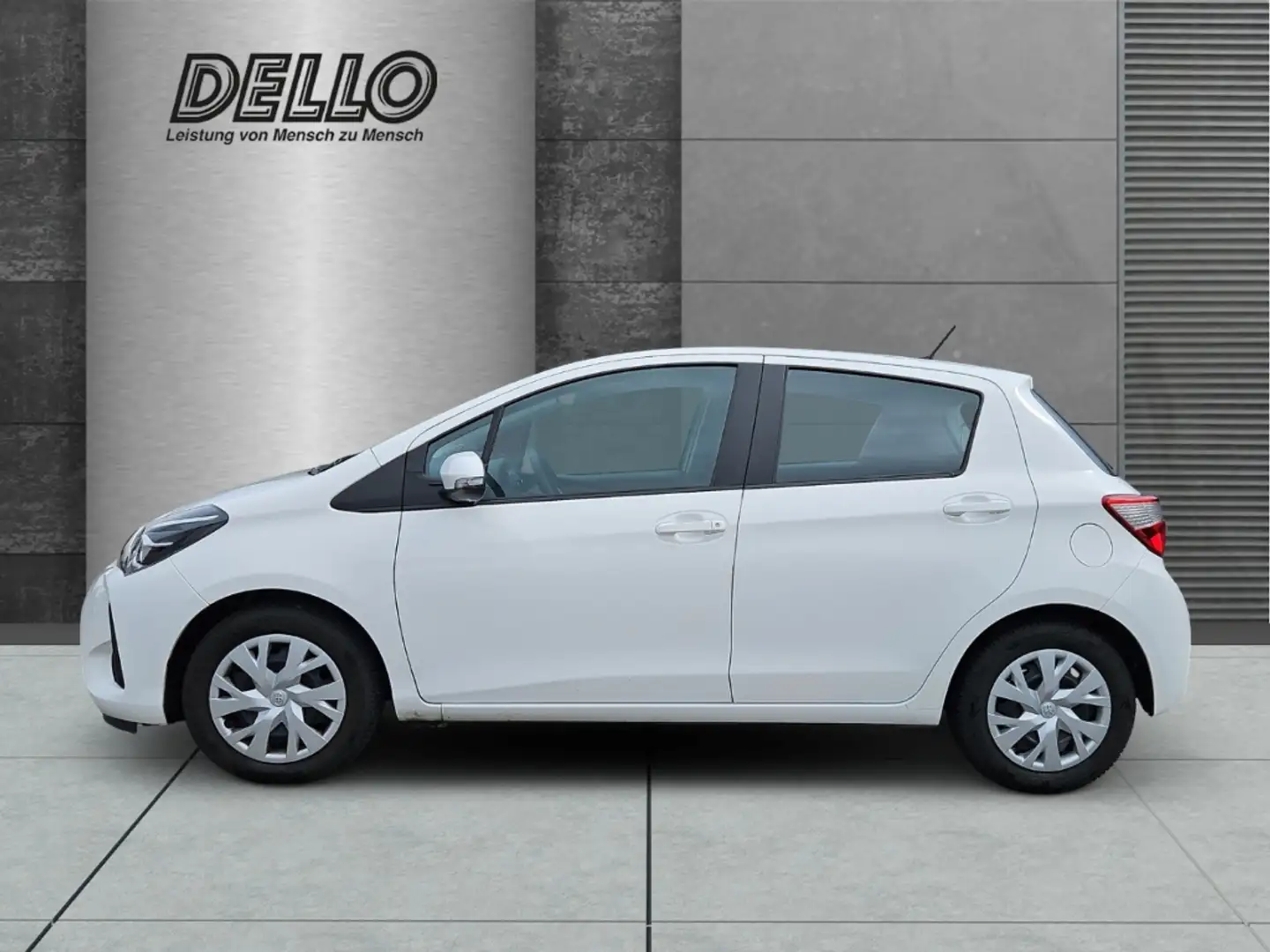 Toyota Yaris 1.0 VVT Comfort Navigationssystem Bluetooth Touchs Weiß - 2