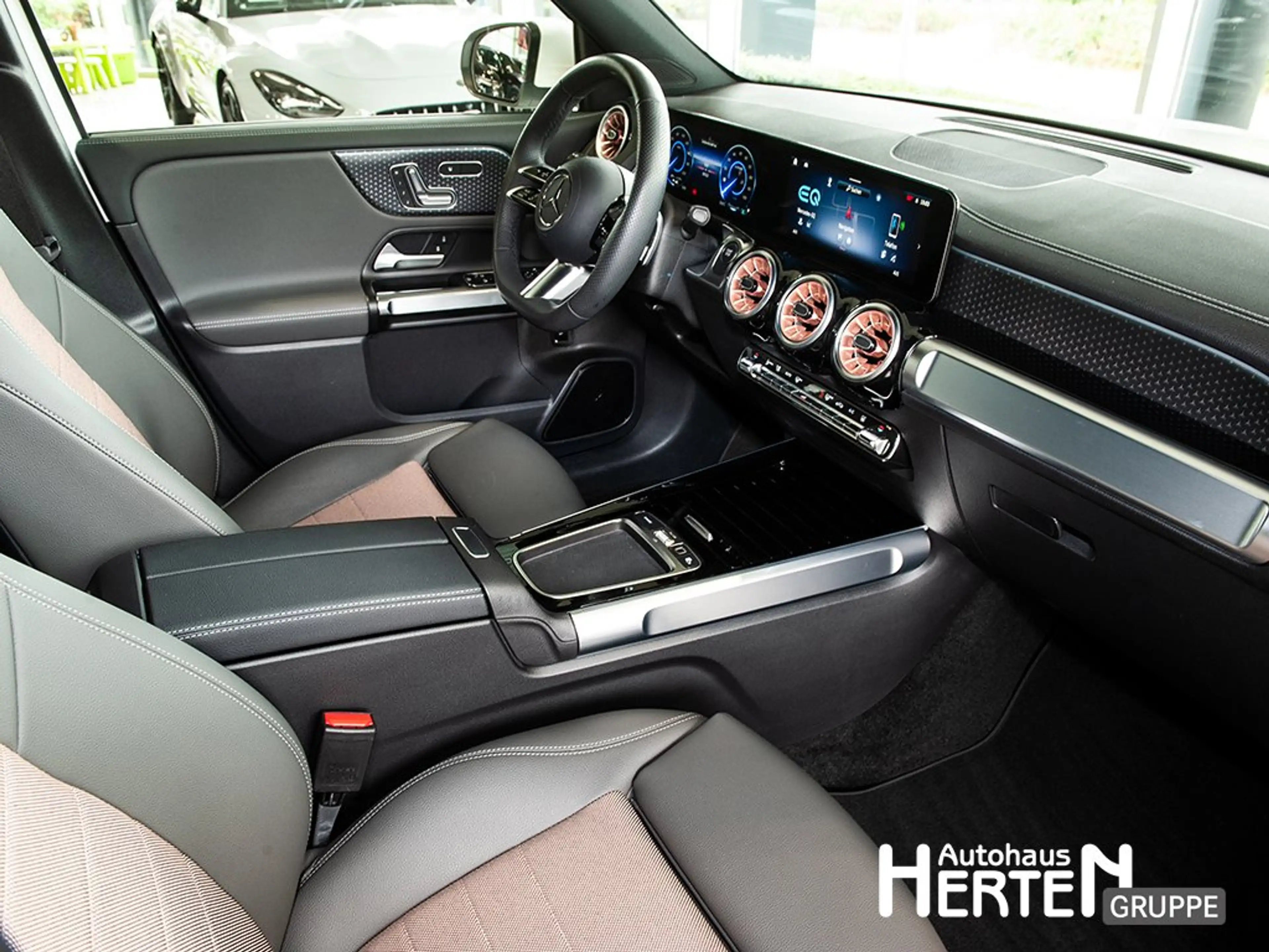 Mercedes-Benz EQB 250 +ELECTRIC-ART+360°+MEMORY+KEYLESS+LED+SHZ — photo 6