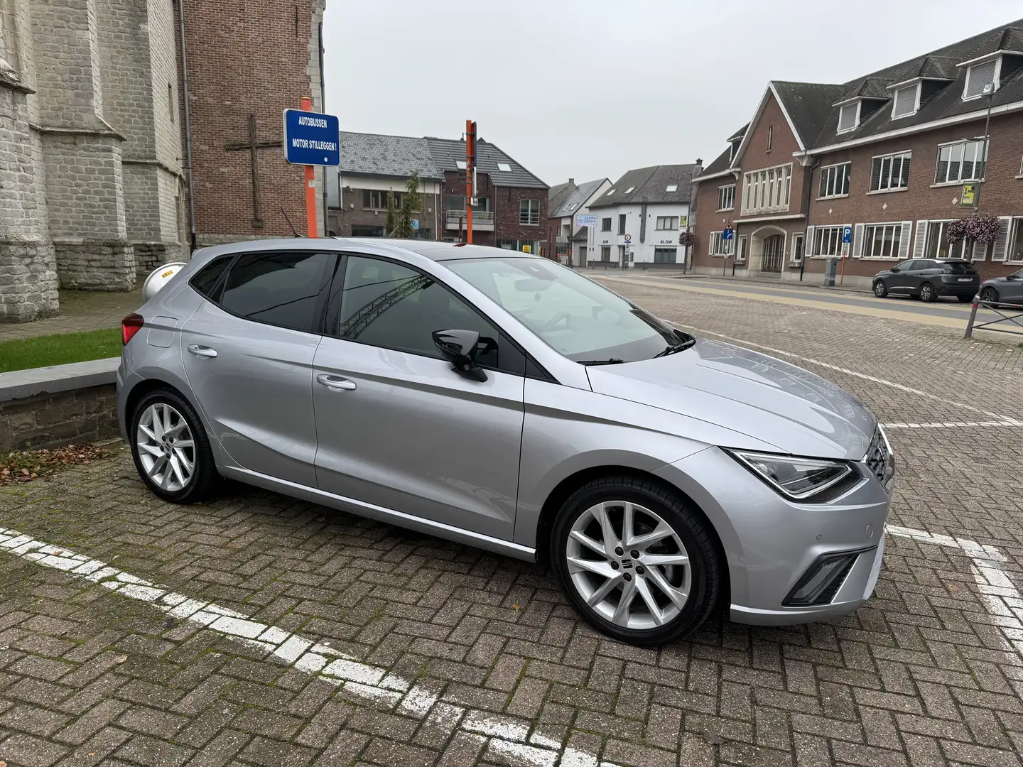 SEAT Ibiza 1.5 TSI DSG 7 (Renting overname kan ook) Argent - 1