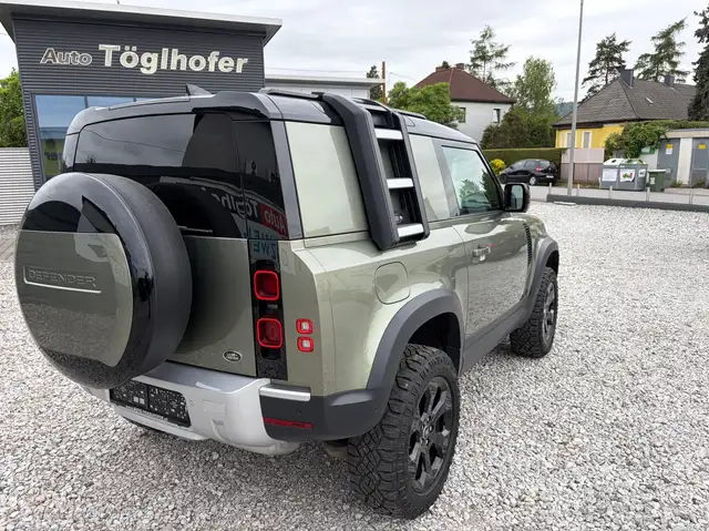 Land Rover Defender 90 Hard Top SE - LKW-Typisierung - viel Zubehör Ansicht 5