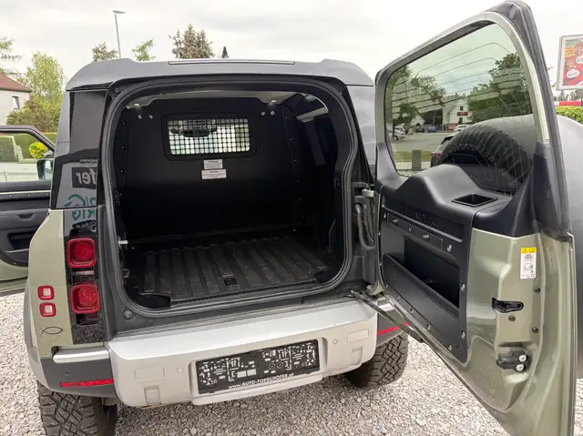 Land Rover Defender 90 Hard Top SE - LKW-Typisierung - viel Zubehör Ansicht 10
