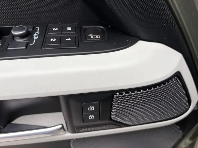 Land Rover Defender 90 Hard Top SE - LKW-Typisierung - viel Zubehör Ansicht 21