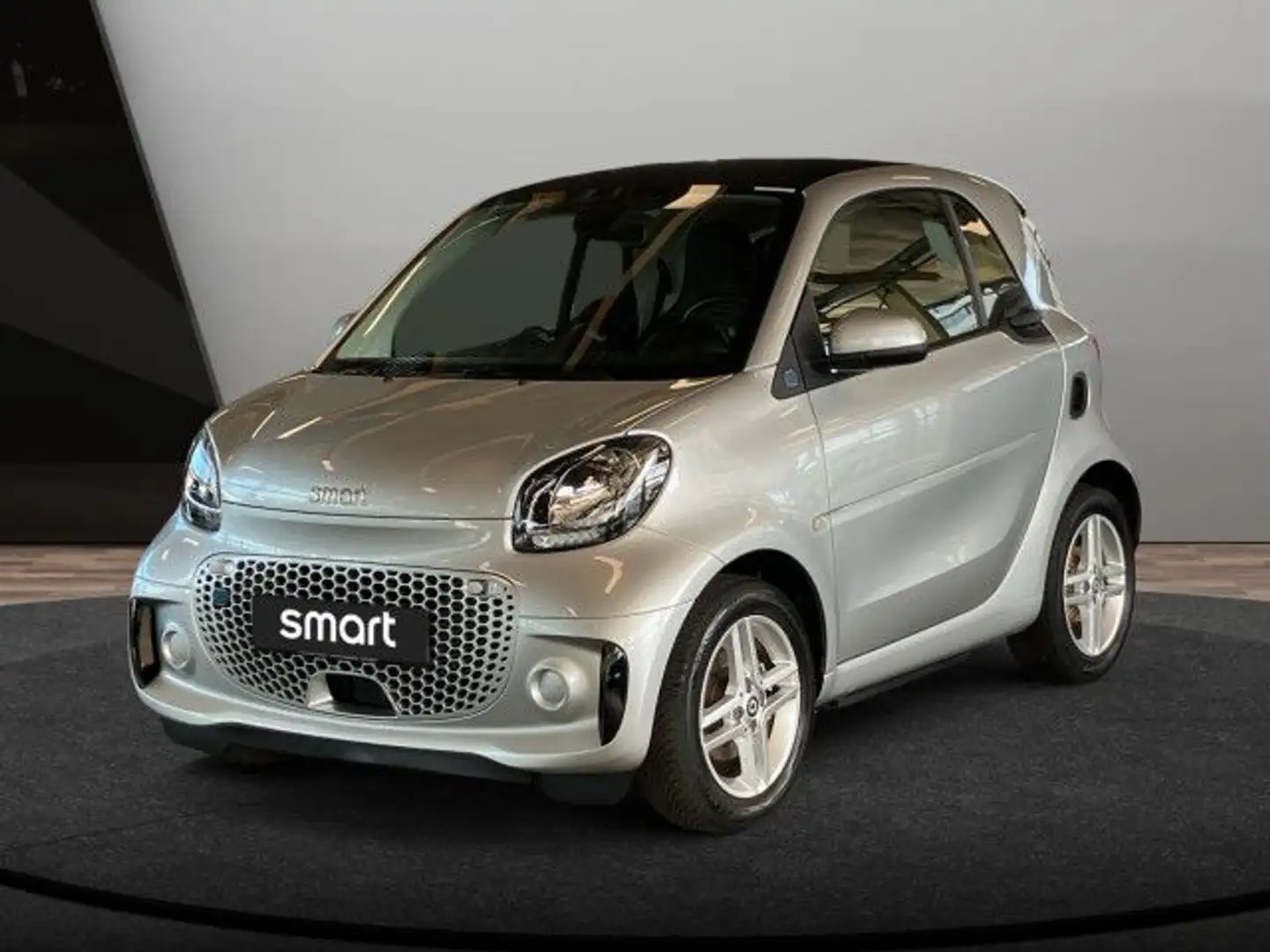 smart forTwo EQ 60kWed passion SHZ PDC Dig Radio Tempom Argento - 2