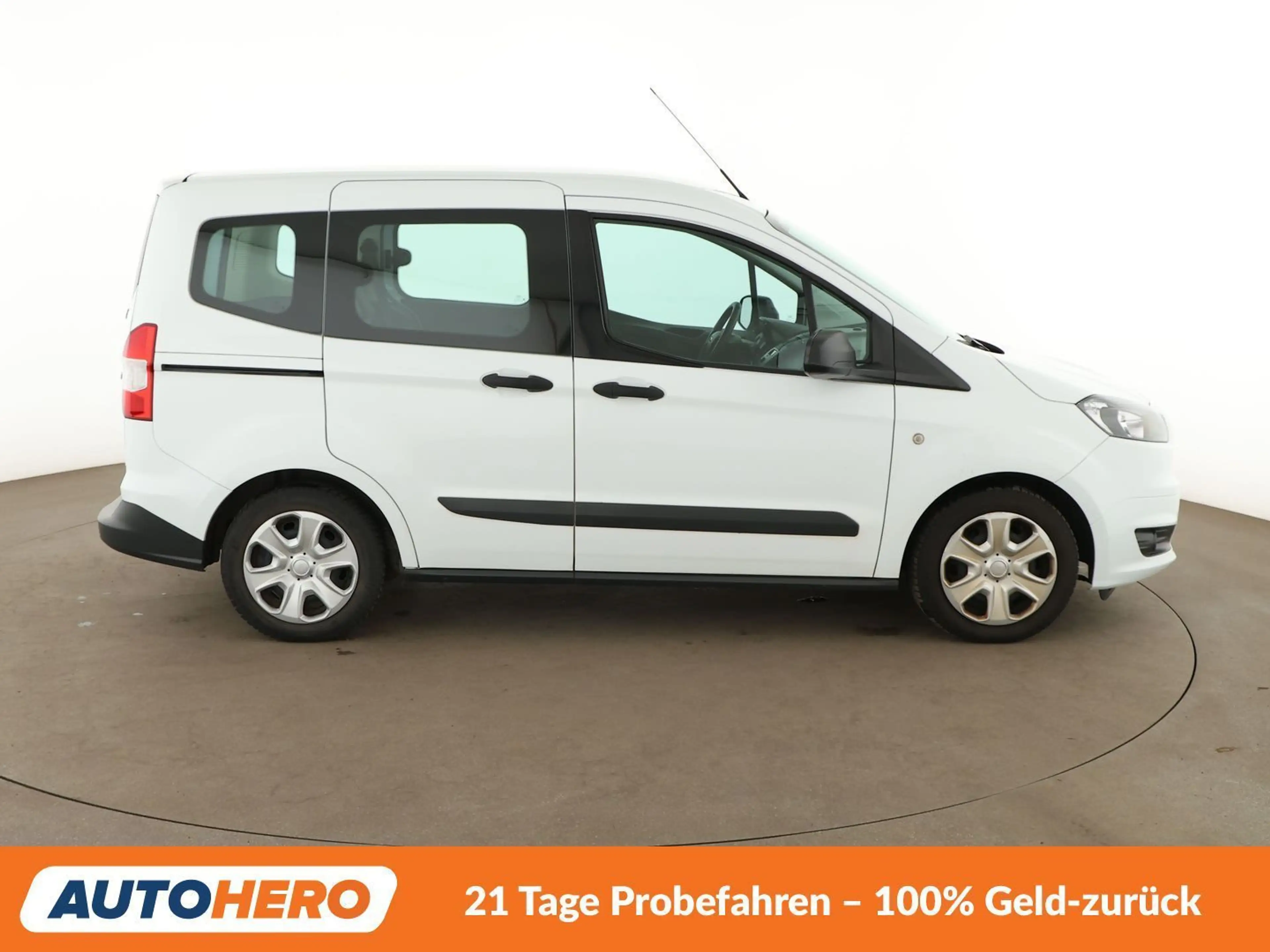 Ford Tourneo 1.0 EcoBoost Ambiente — photo 7