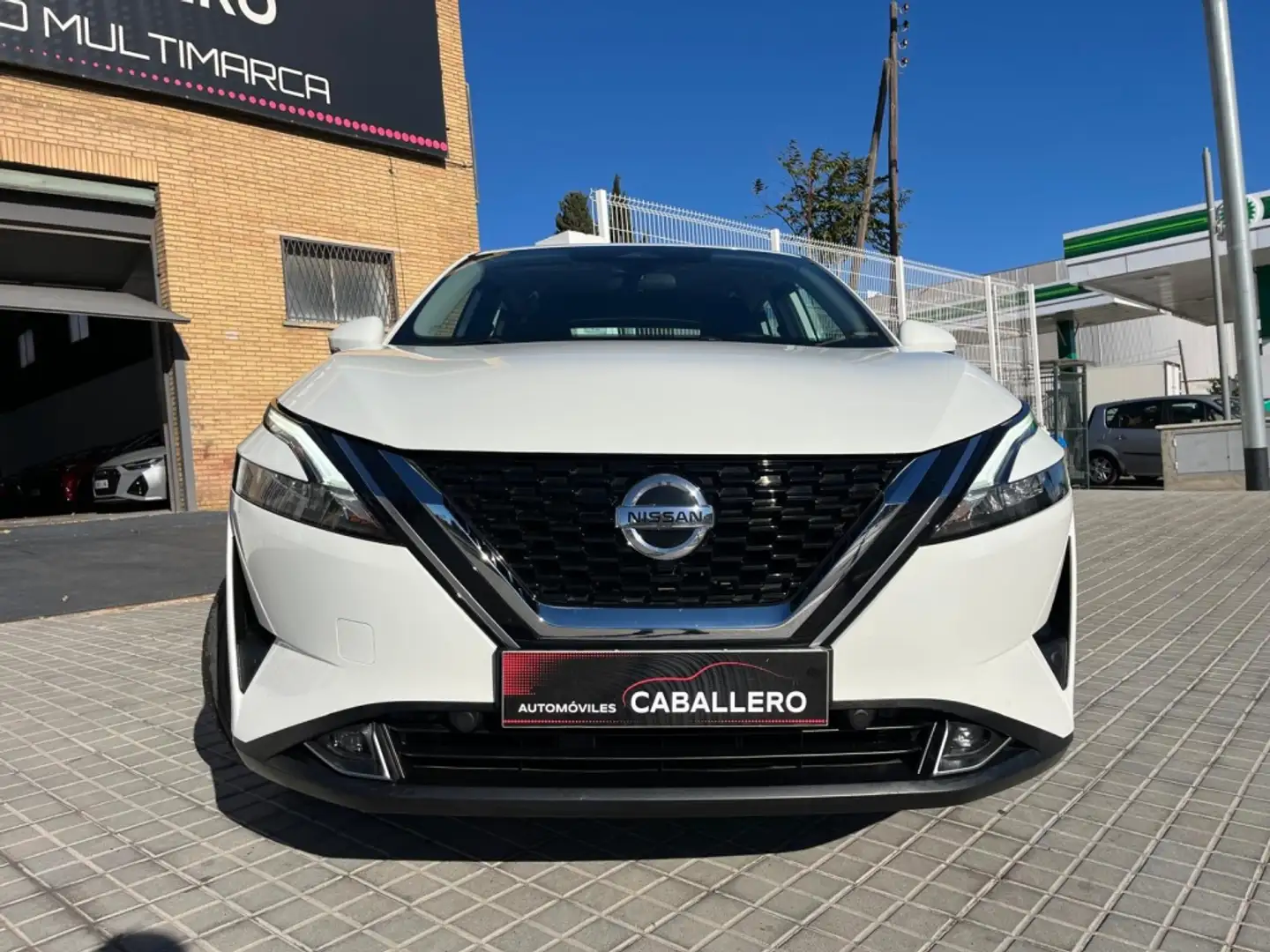 Nissan Qashqai 1.3 DIG-T mHEV 12V Acenta 4x2 103kW Bianco - 2