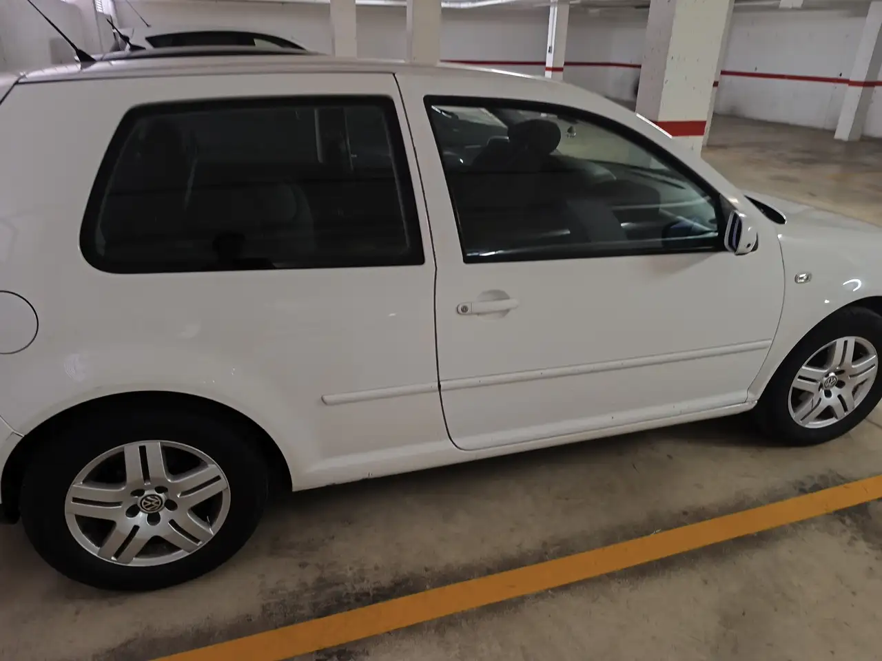 Volkswagen Golf 1.6 Conceptline 100, foto 11
