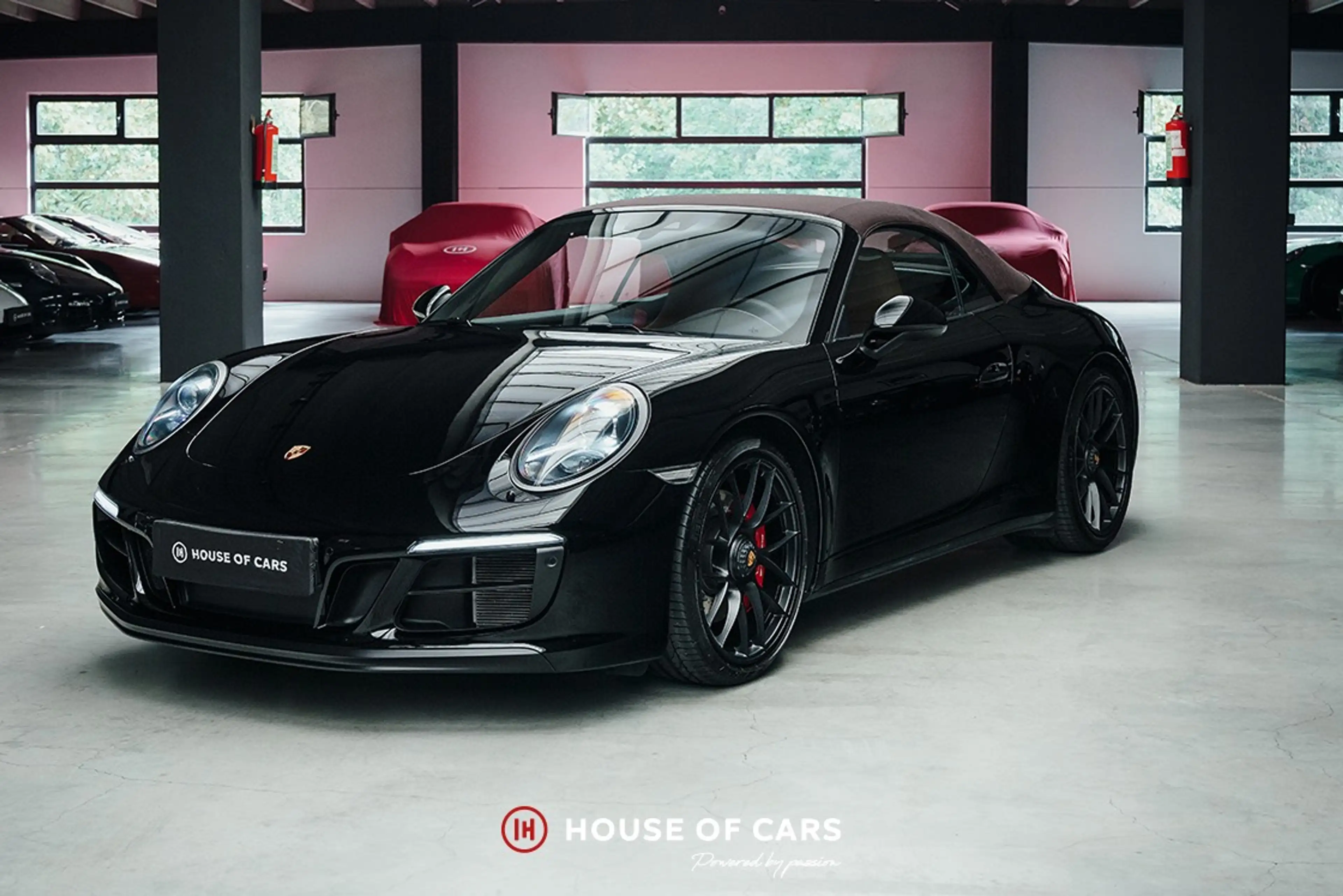 Porsche 991 .2 CARRERA GTS CABRIOLET PDK PPF - AKRAPOVIC — photo 2
