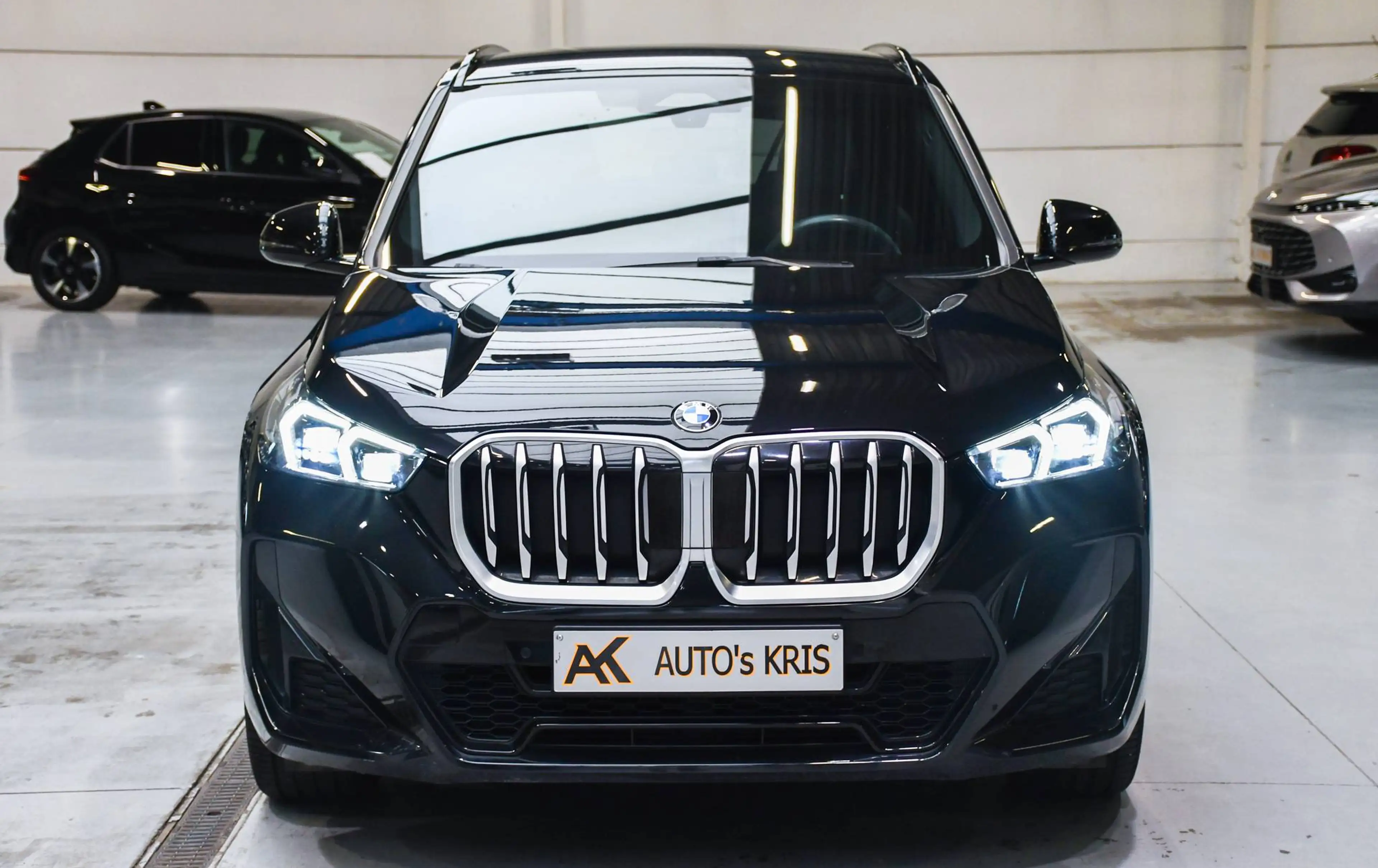 BMW X1 X1 1.5iA sDrive18 M-Pack Automaat - NAVIGATIE / TREKHAAK / BLIS / SMARTLINK / CAMERA / LEDER / PDC / CC — photo 4