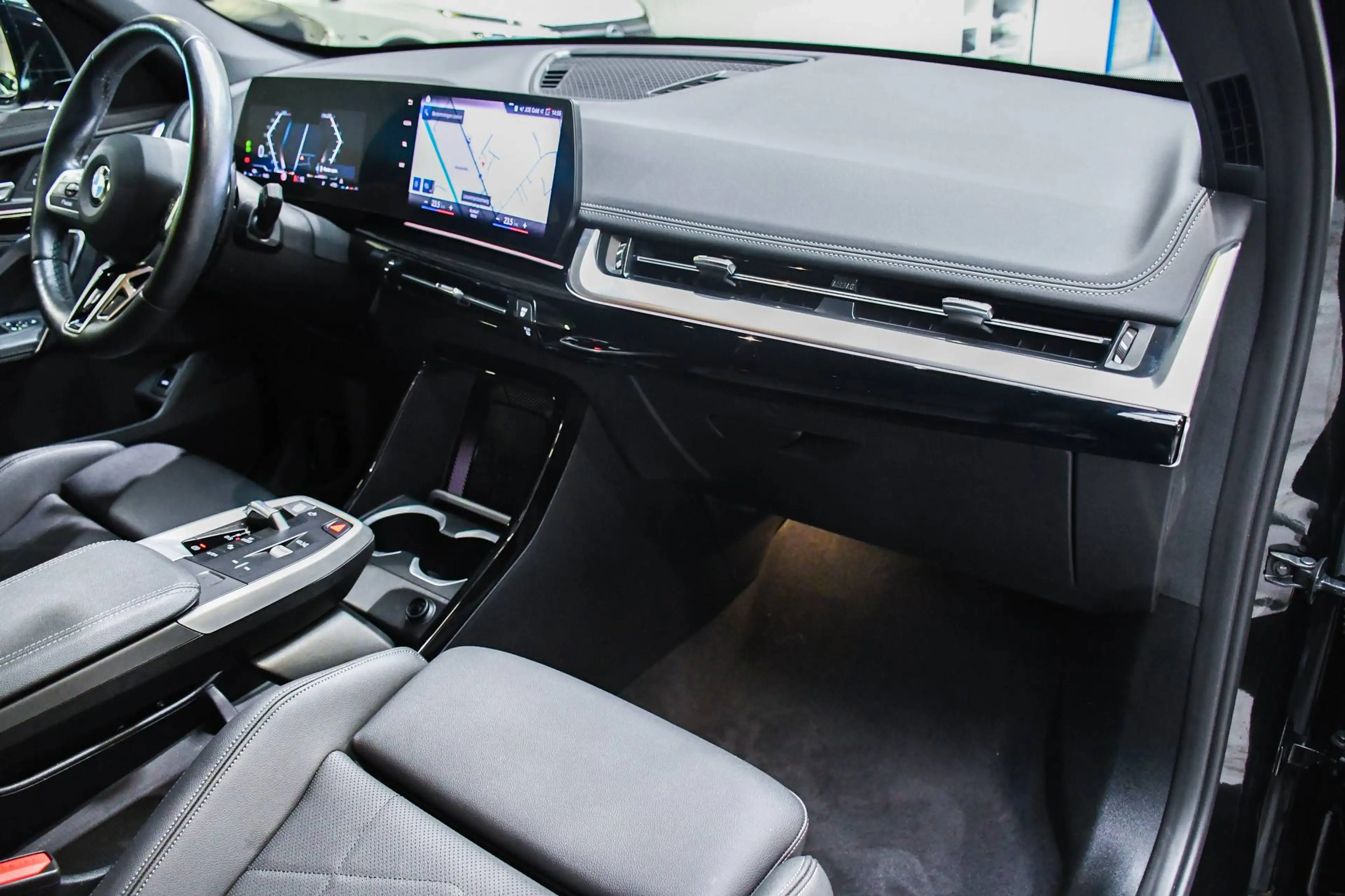 BMW X1 X1 1.5iA sDrive18 M-Pack Automaat - NAVIGATIE / TREKHAAK / BLIS / SMARTLINK / CAMERA / LEDER / PDC / CC — photo 7