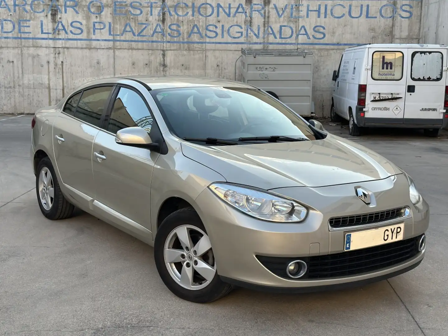 Renault Fluence 1.6 16v Dynamique Gris - 1