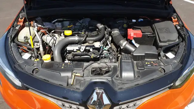 Renault Clio view 15