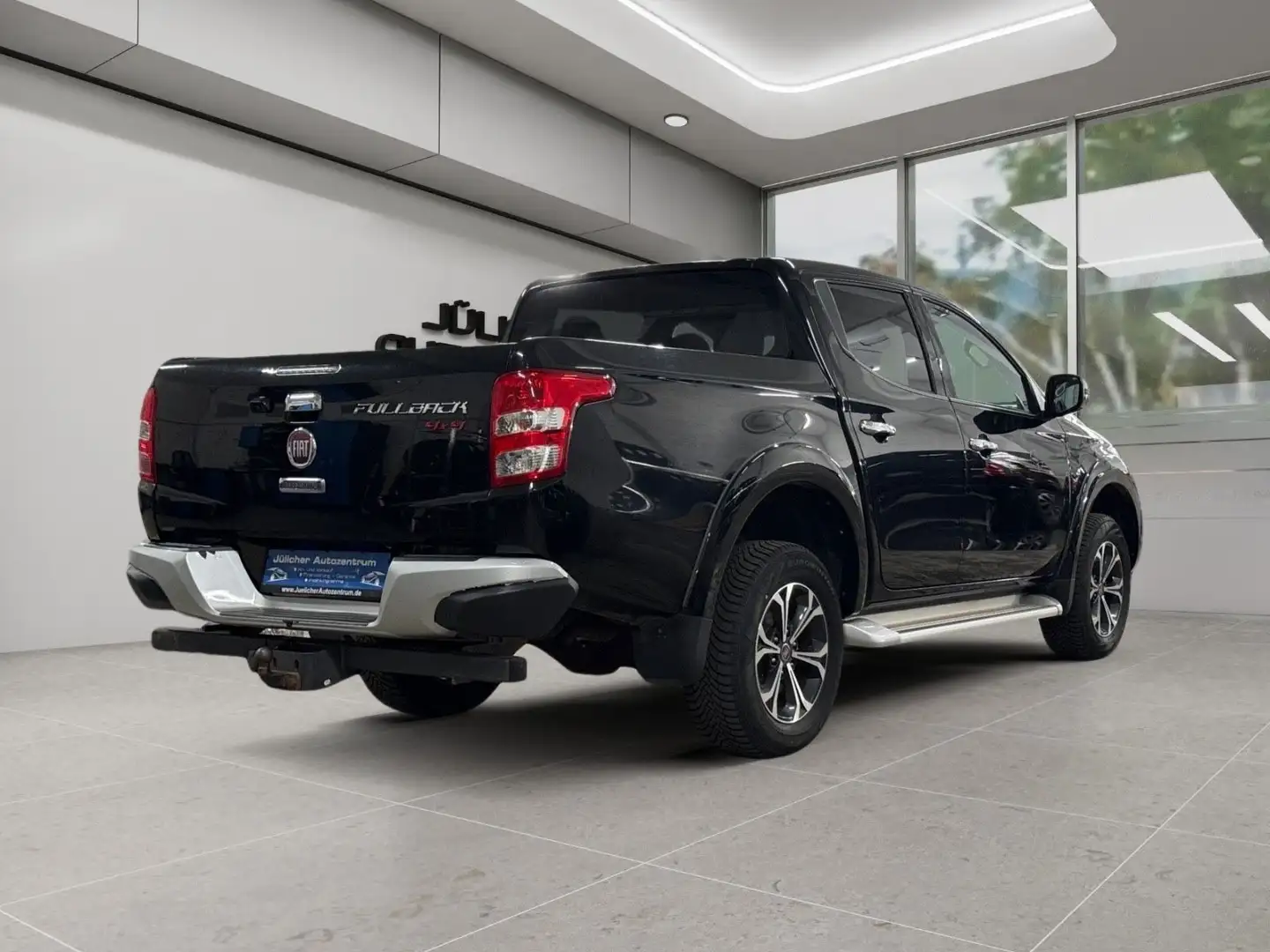 Fiat Fullback Double Cab Automatik, 1.Hand Černá - 2