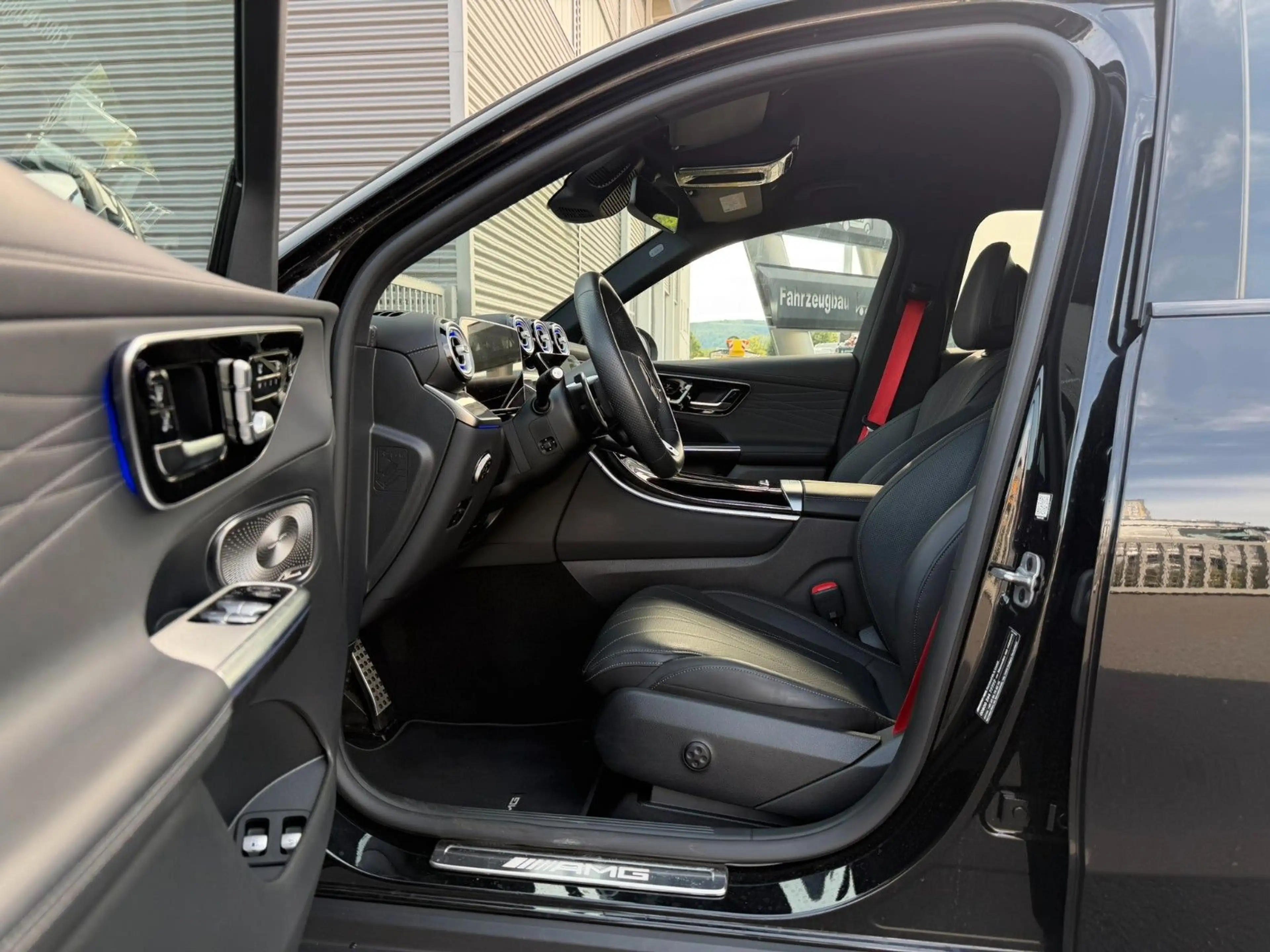 Mercedes-Benz GLC 63 AMG GLC 63 SE Drivers+Aero+Burm+Distr+360°+S-Klima — photo 11