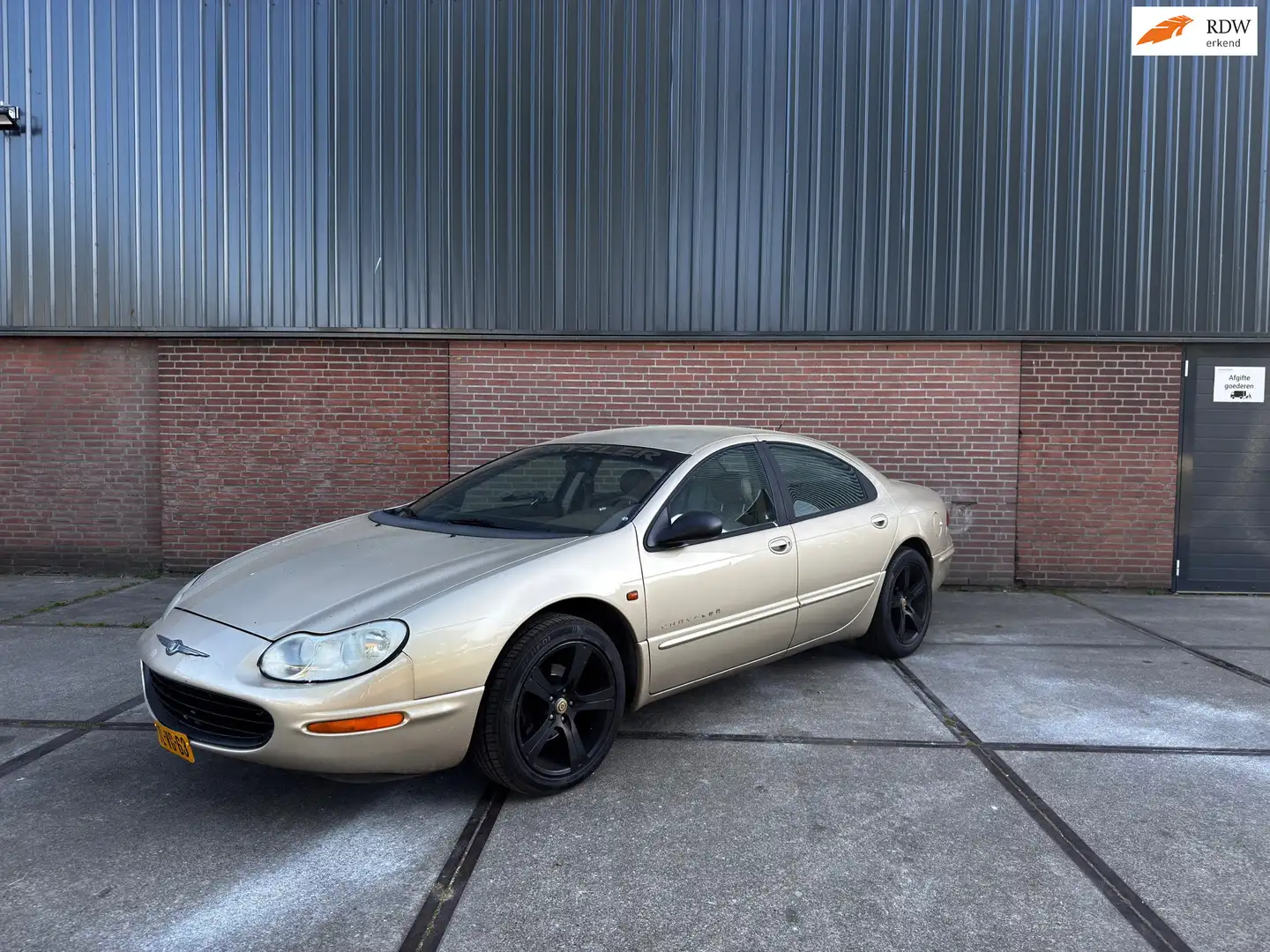 Chrysler CONCORDE LXI Beige - 1