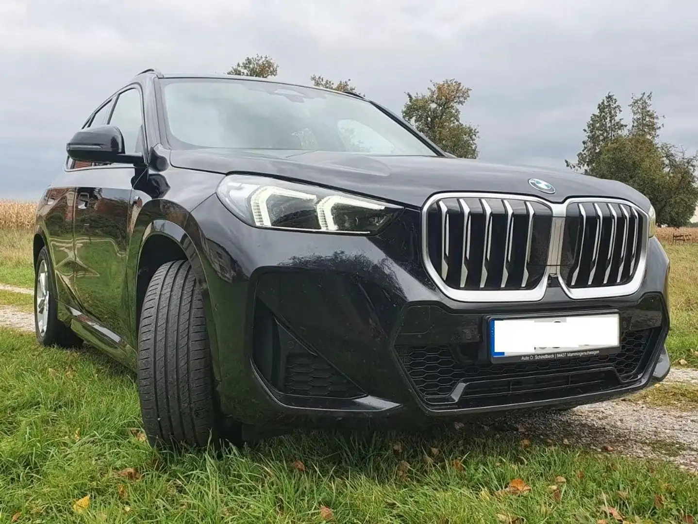 BMW X1 X1 sdrive20i mhev 48V MSport auto Zwart - 1