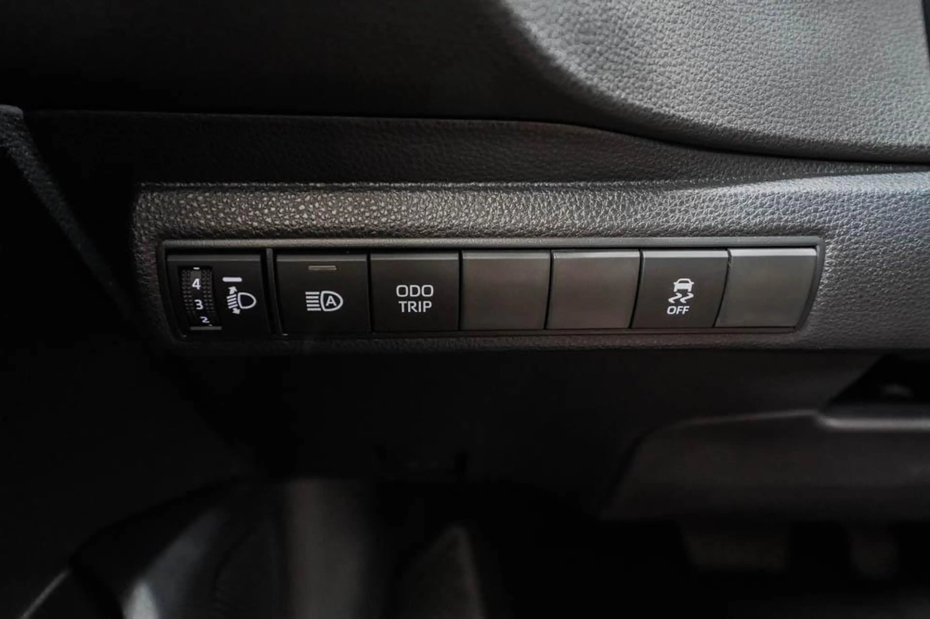 Toyota Corolla Touring Sports Sport 2,0 Hybrid GR -LAG. 130 kW... — photo 11