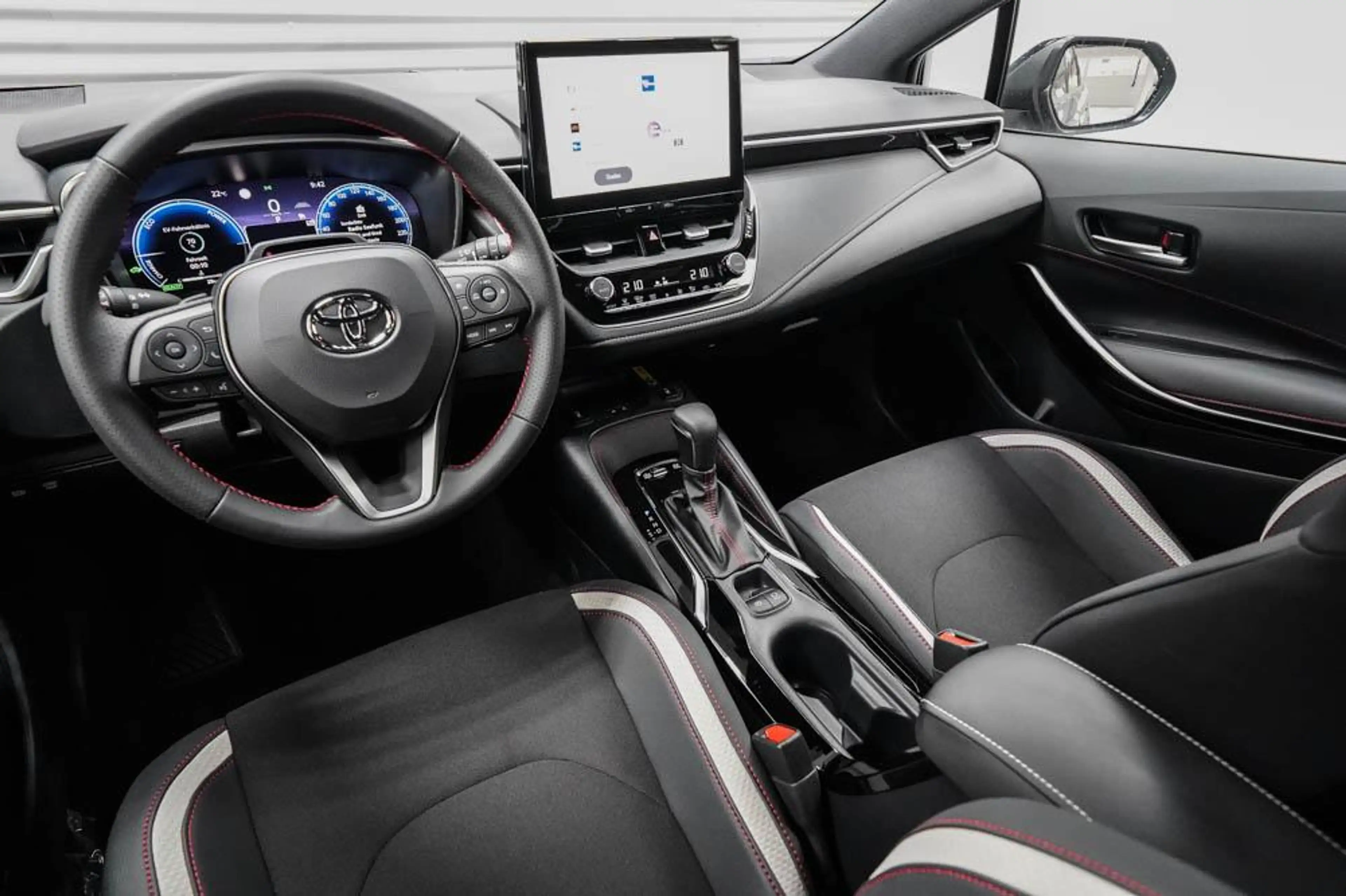 Toyota Corolla Touring Sports Sport 2,0 Hybrid GR -LAG. 130 kW... — photo 7